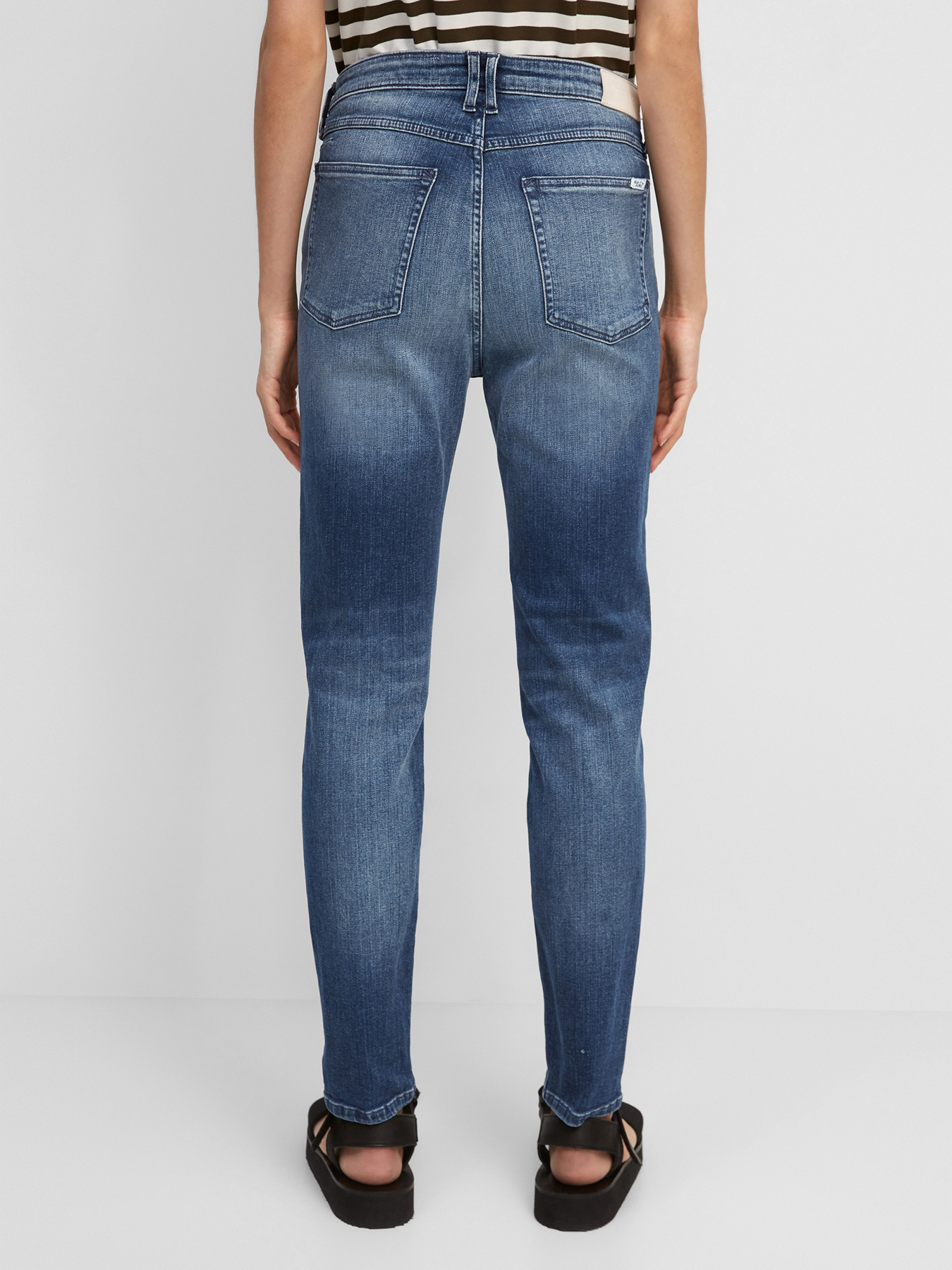 Джинси Marc O’Polo DENIM FREJA Boyfriend модель 147920312097-Q27_32 Фото