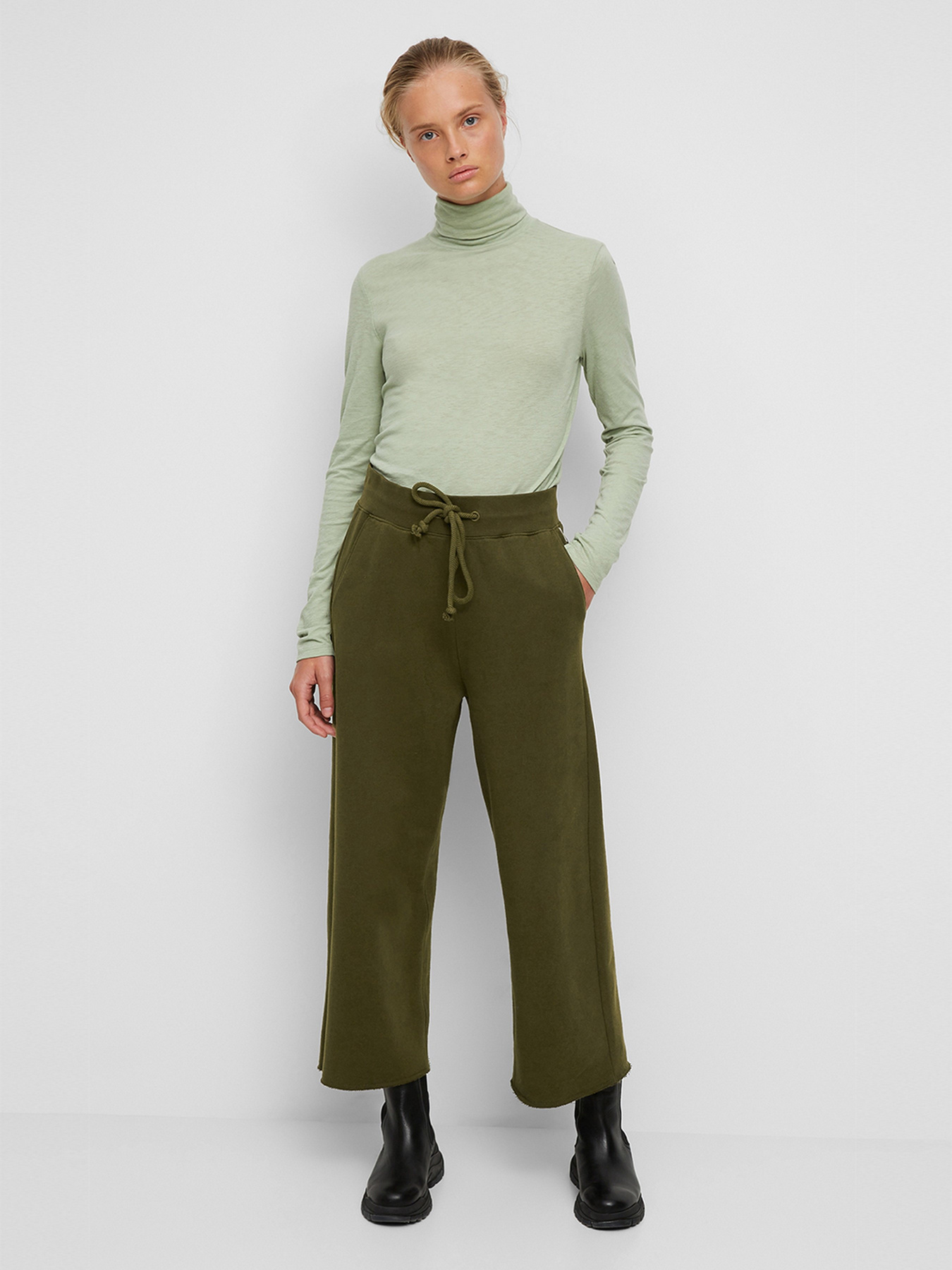 Штаны спортивные Marc O’Polo DENIM модель 148406719041-484 Штаны спортивные Marc O’Polo DENIM модель 148406719041-484 Фото