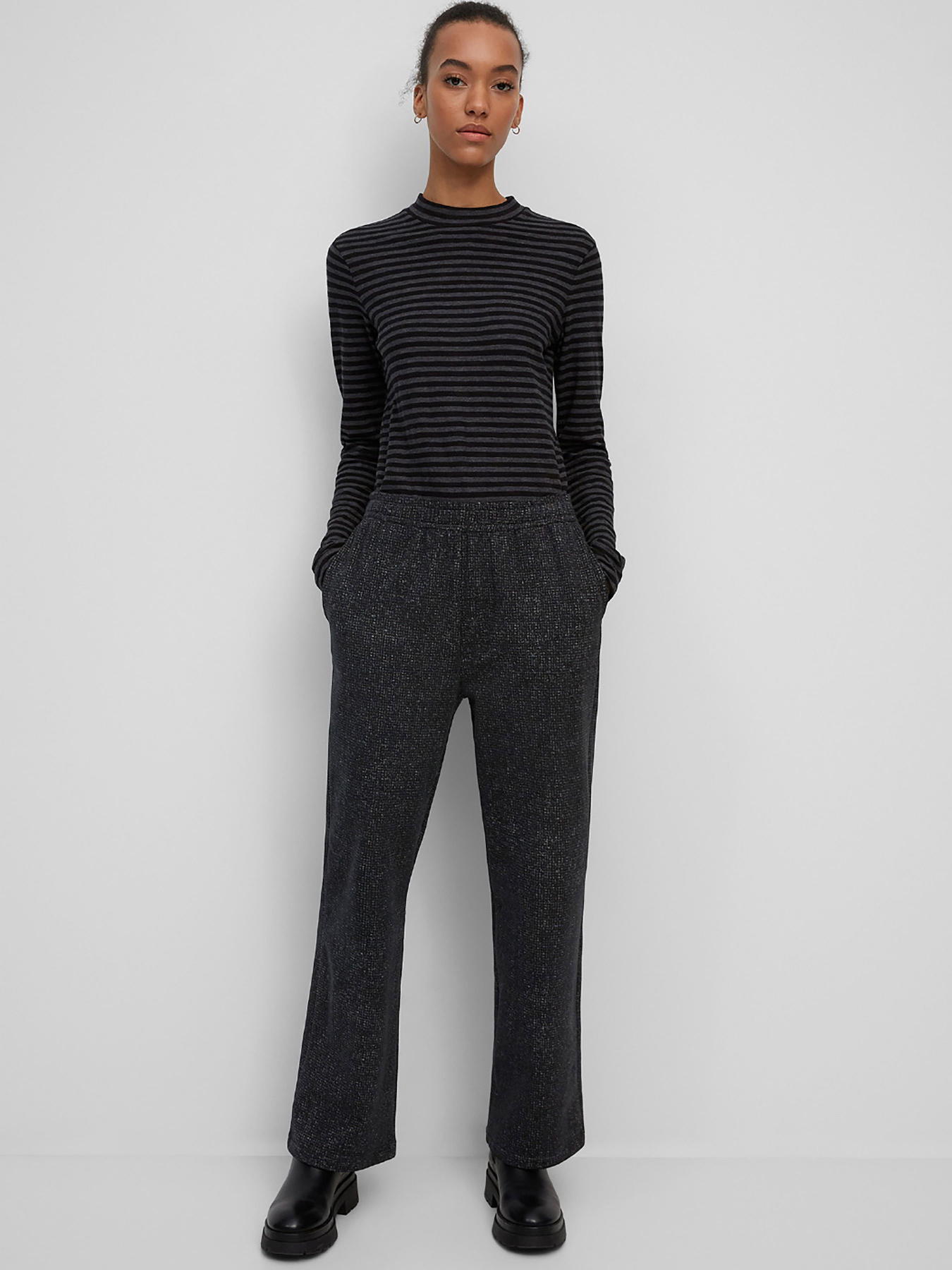 Повседневные штаны Marc O’Polo модель 109310219073-L90 Повседневные штаны Marc O’Polo модель 109310219073-L90 Фото