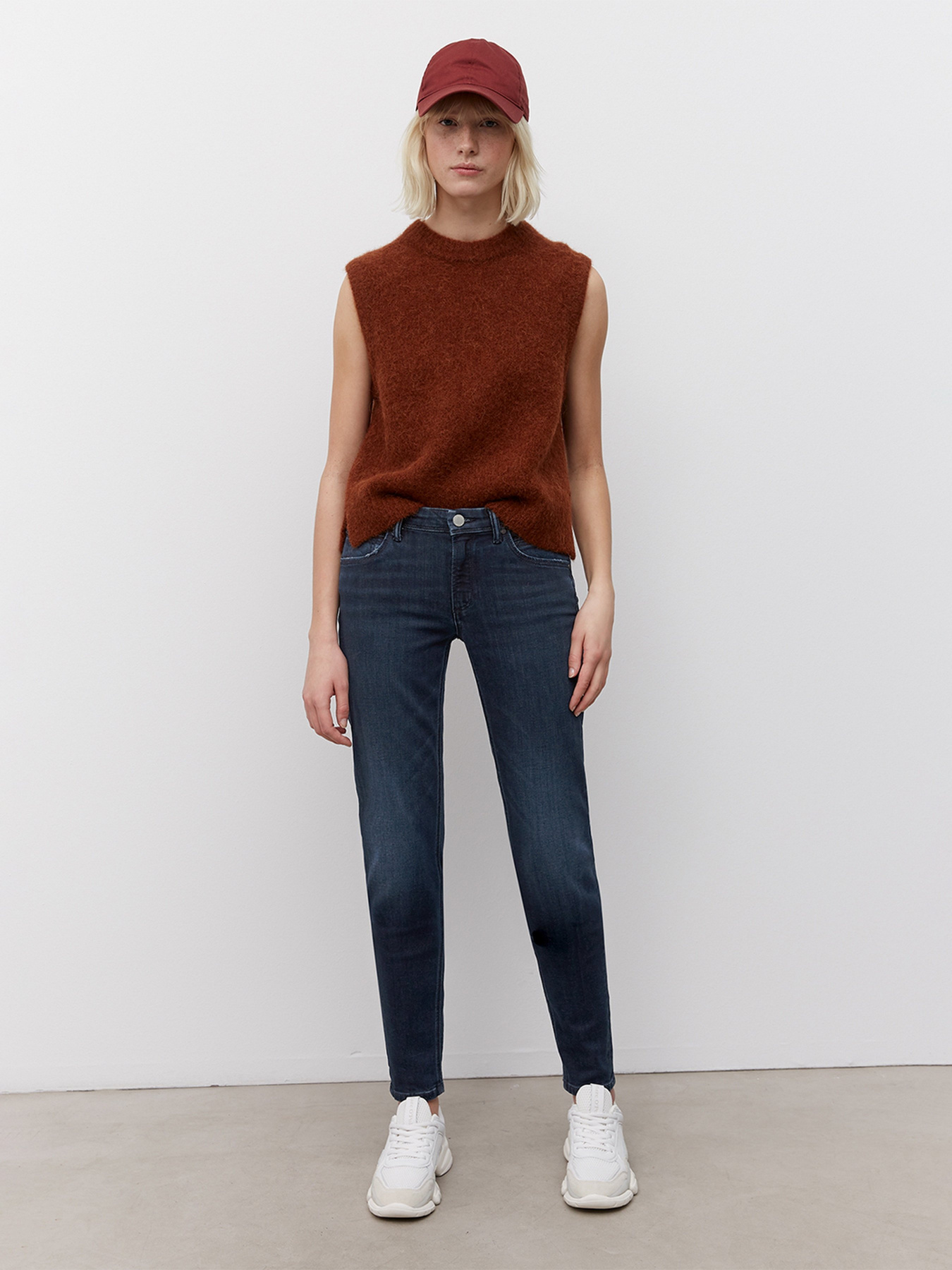 Завужені джинси Marc O’Polo DENIM ALVA Slim модель 240908012277-P03_30 Фото