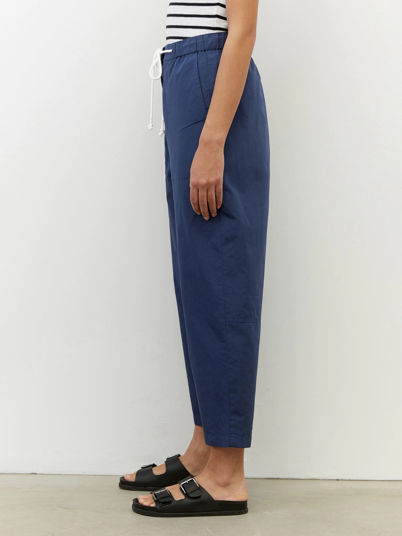 Повседневные штаны Marc O’Polo модель 204096510343-877 Повседневные штаны Marc O’Polo модель 204096510343-877 Фото