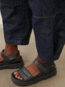 Широкие джинсы Marc O’Polo DENIM модель 246906012043-Q01 Фото