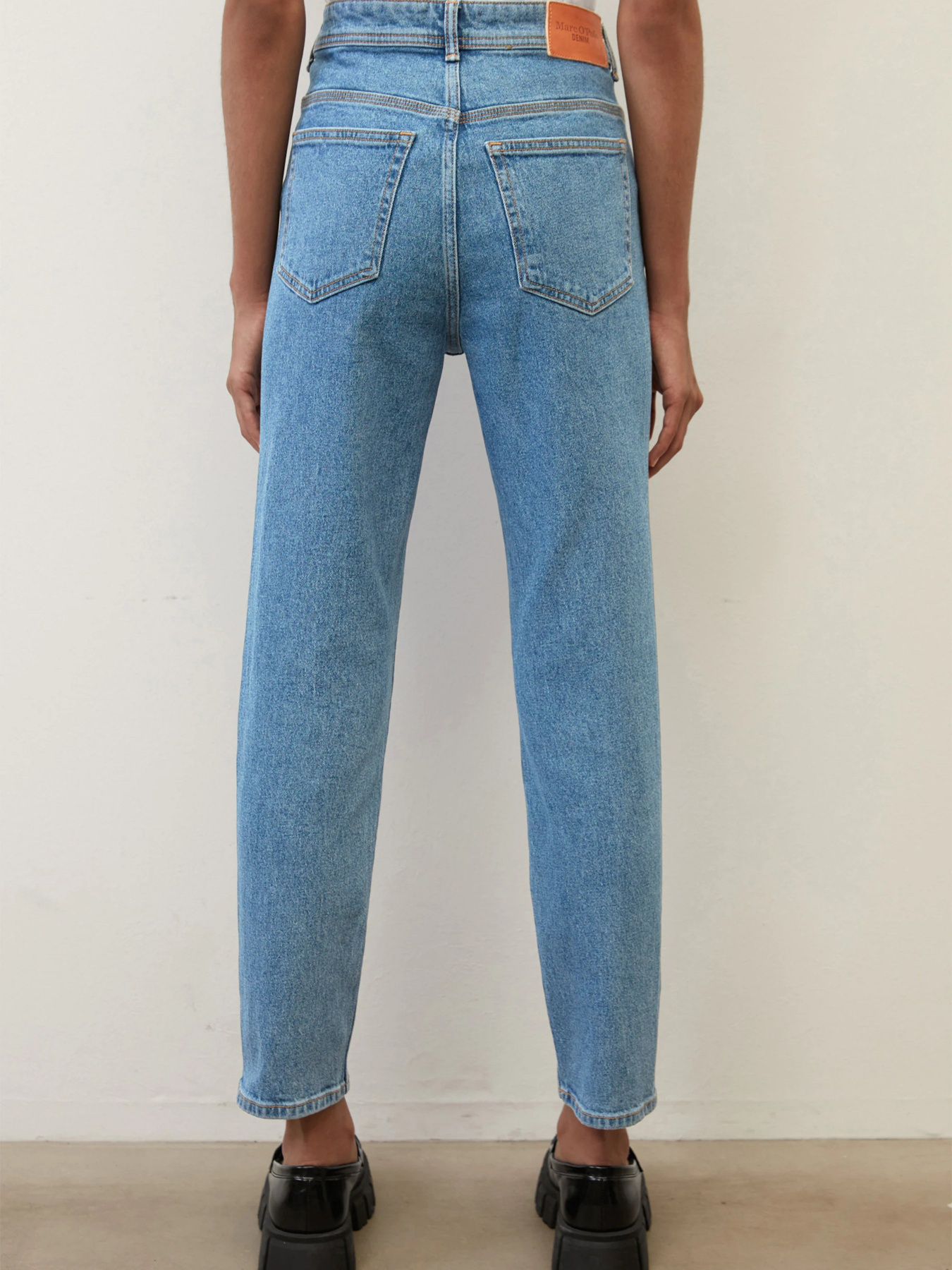 Завужені джинси Marc O’Polo DENIM модель 248907012077-Q25_32 Фото