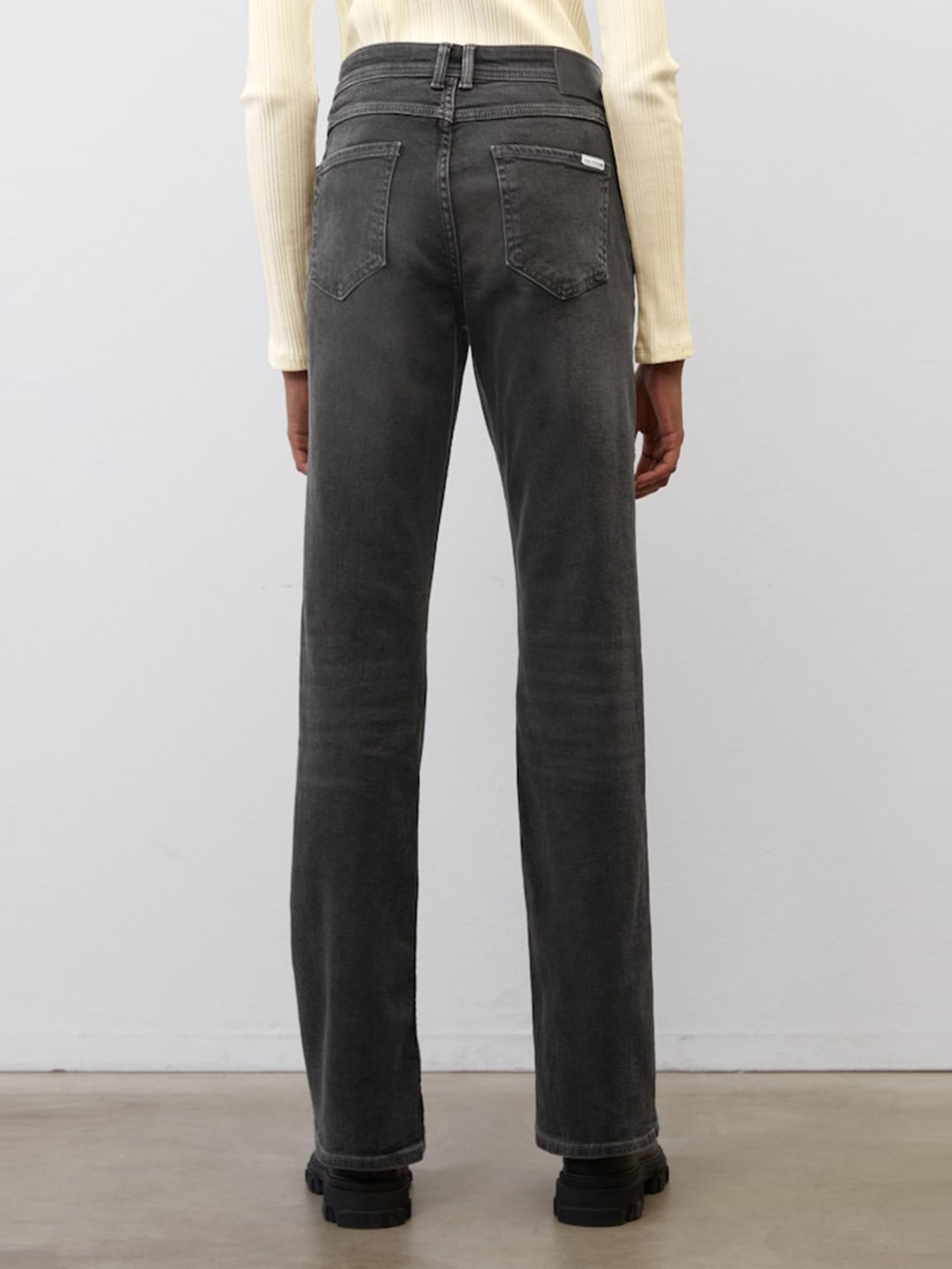 Расклешенные джинсы Marc O’Polo DENIM NELLA BOOTCUT модель 249929312341-Q28_32 Фото