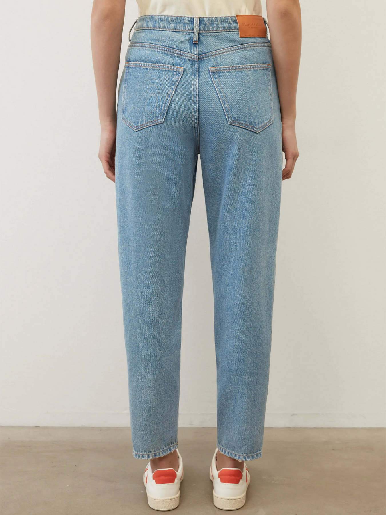Джинсы мом Marc O’Polo модель 208927312037-022_32 Фото