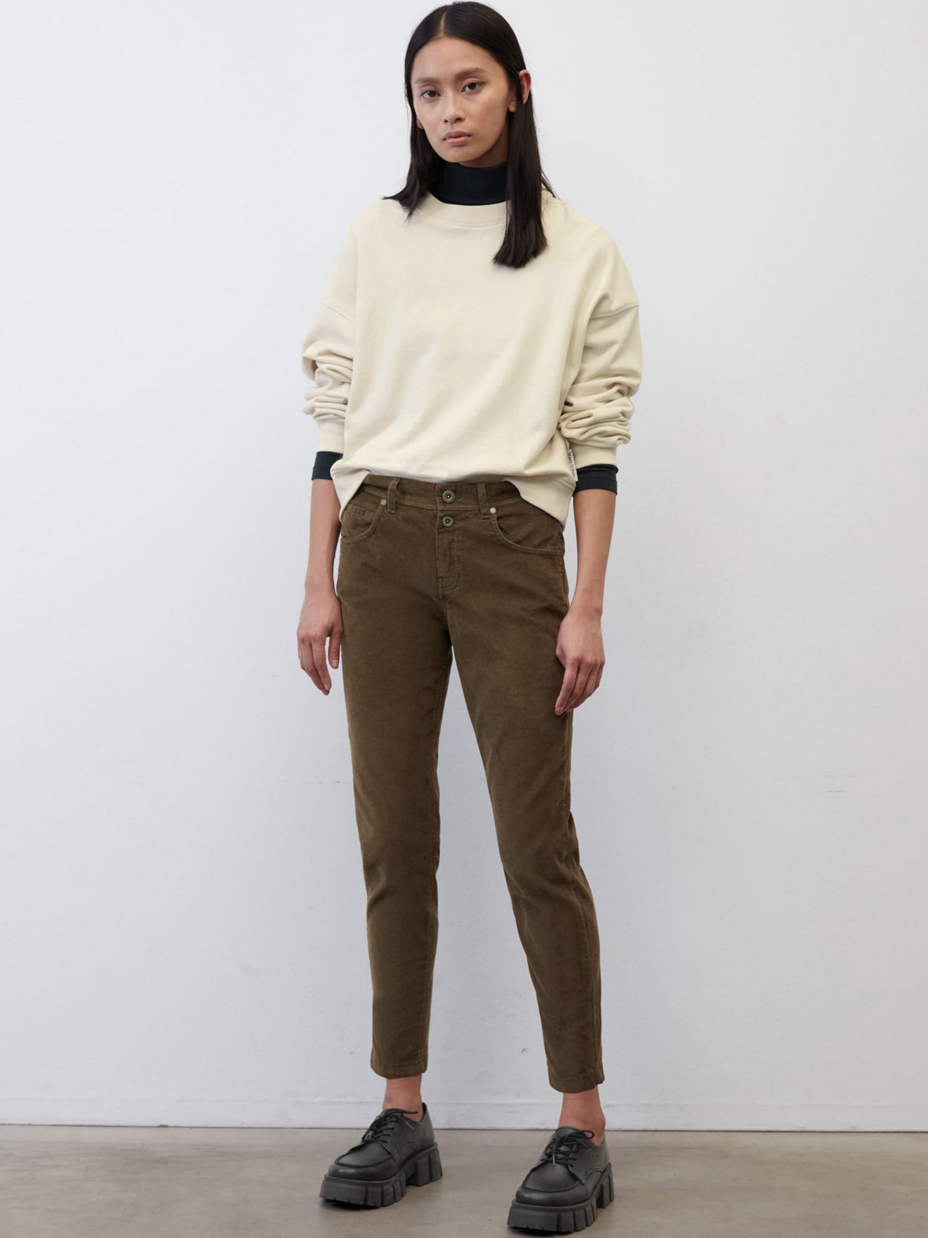 Бойфренды Marc O’Polo модель 208104211031-770_32 Фото