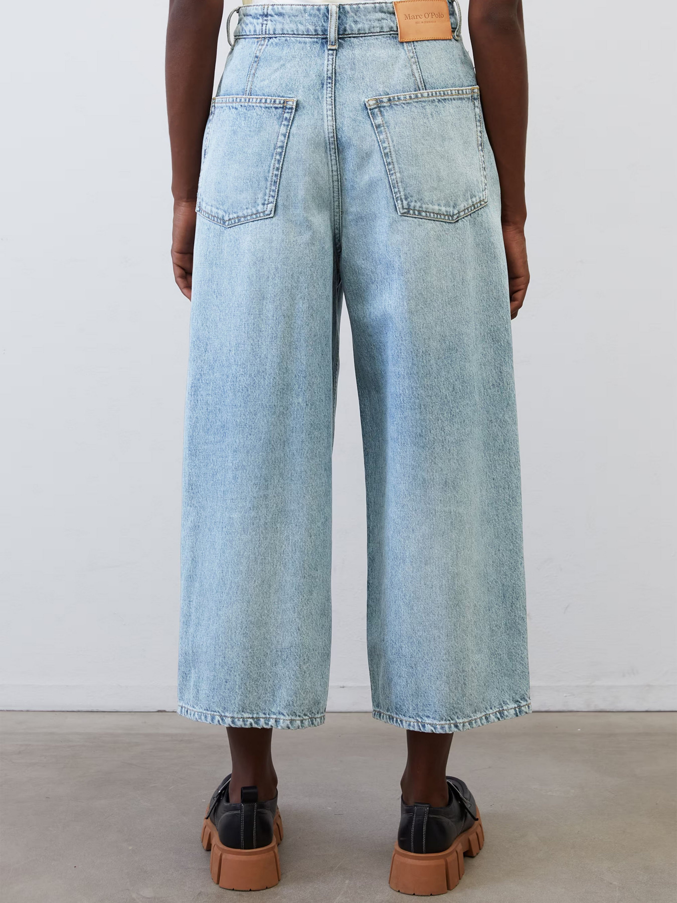 Широкие джинсы Marc O’Polo модель 302929012183-012_32 Фото