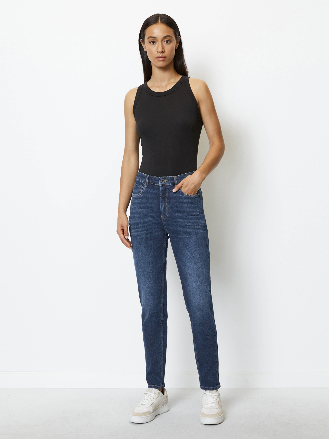 Завужені джинси Marc O’Polo модель 307920712095-035 Фото