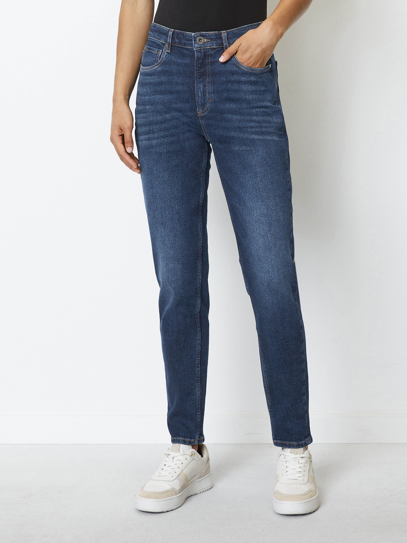 Завужені джинси Marc O’Polo модель 307920712095-035 Фото