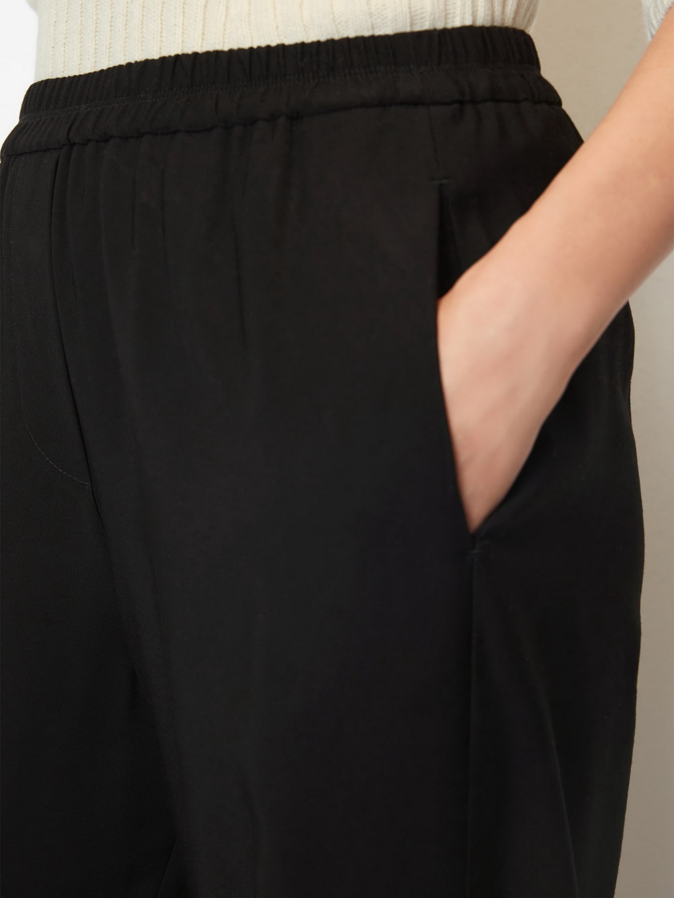 Штани повсякденні Marc O’Polo модель 310107210255-990 Фото