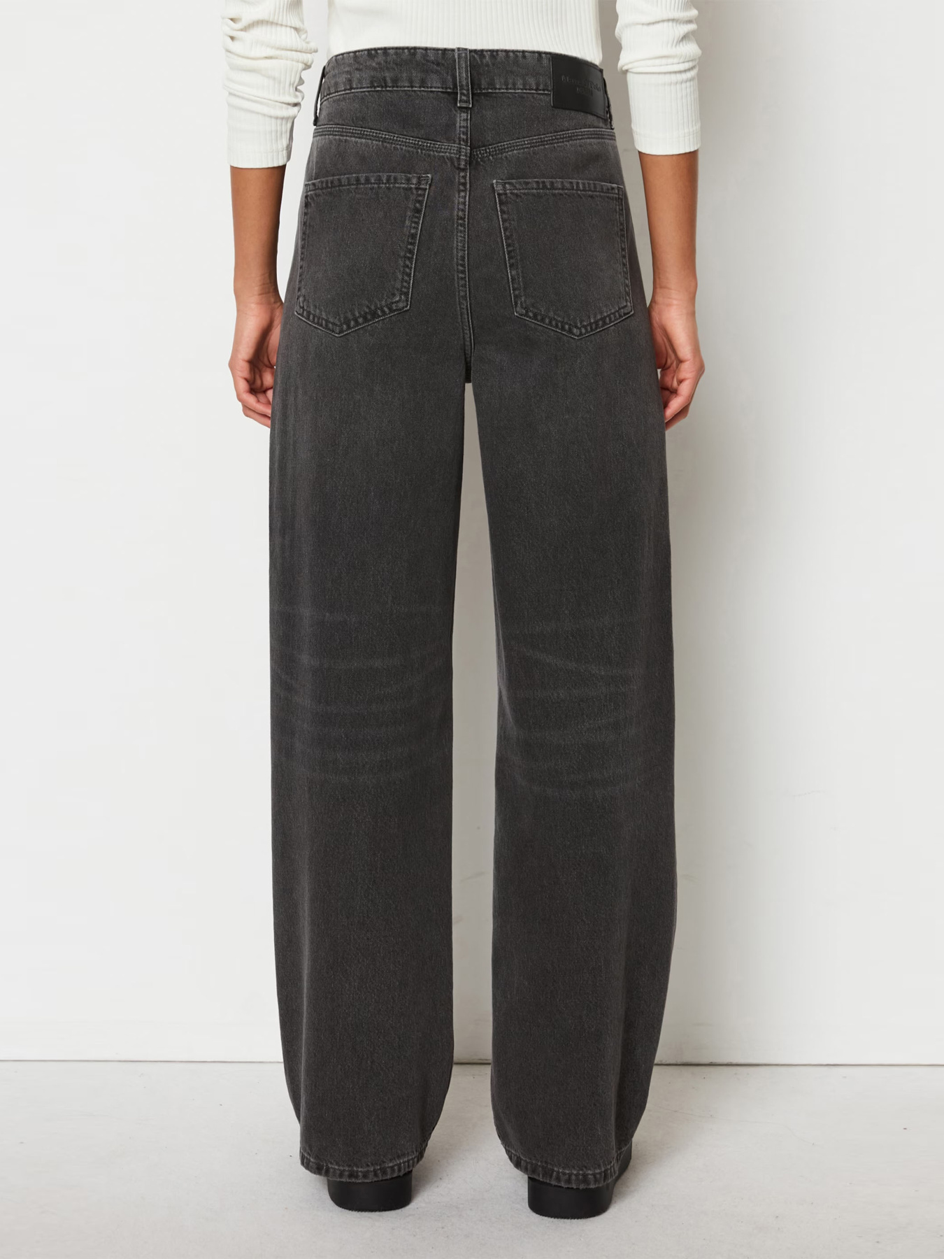 Широкі джинси Marc O’Polo DENIM модель 440910112313-P14 Фото