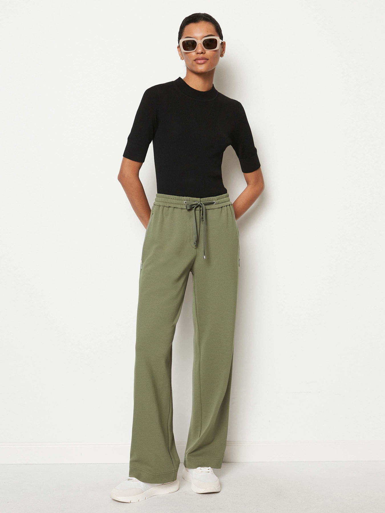 Повседневные штаны Marc O’Polo модель 401403710311-446 Повседневные штаны Marc O’Polo модель 401403710311-446 Фото