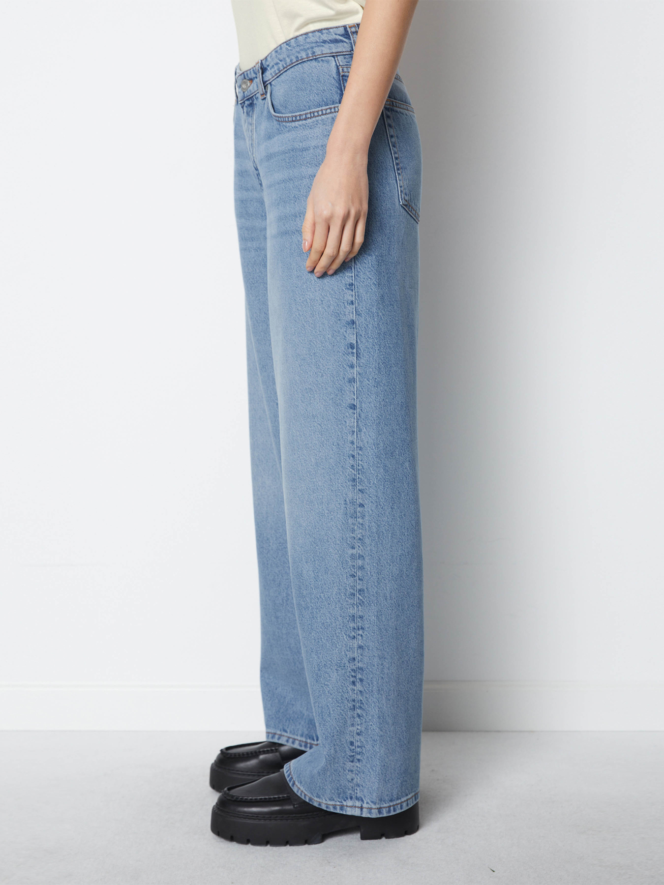 Широкі джинси Marc O’Polo модель 402907812133-012 Широкі джинси Marc O’Polo модель 402907812133-012 Фото