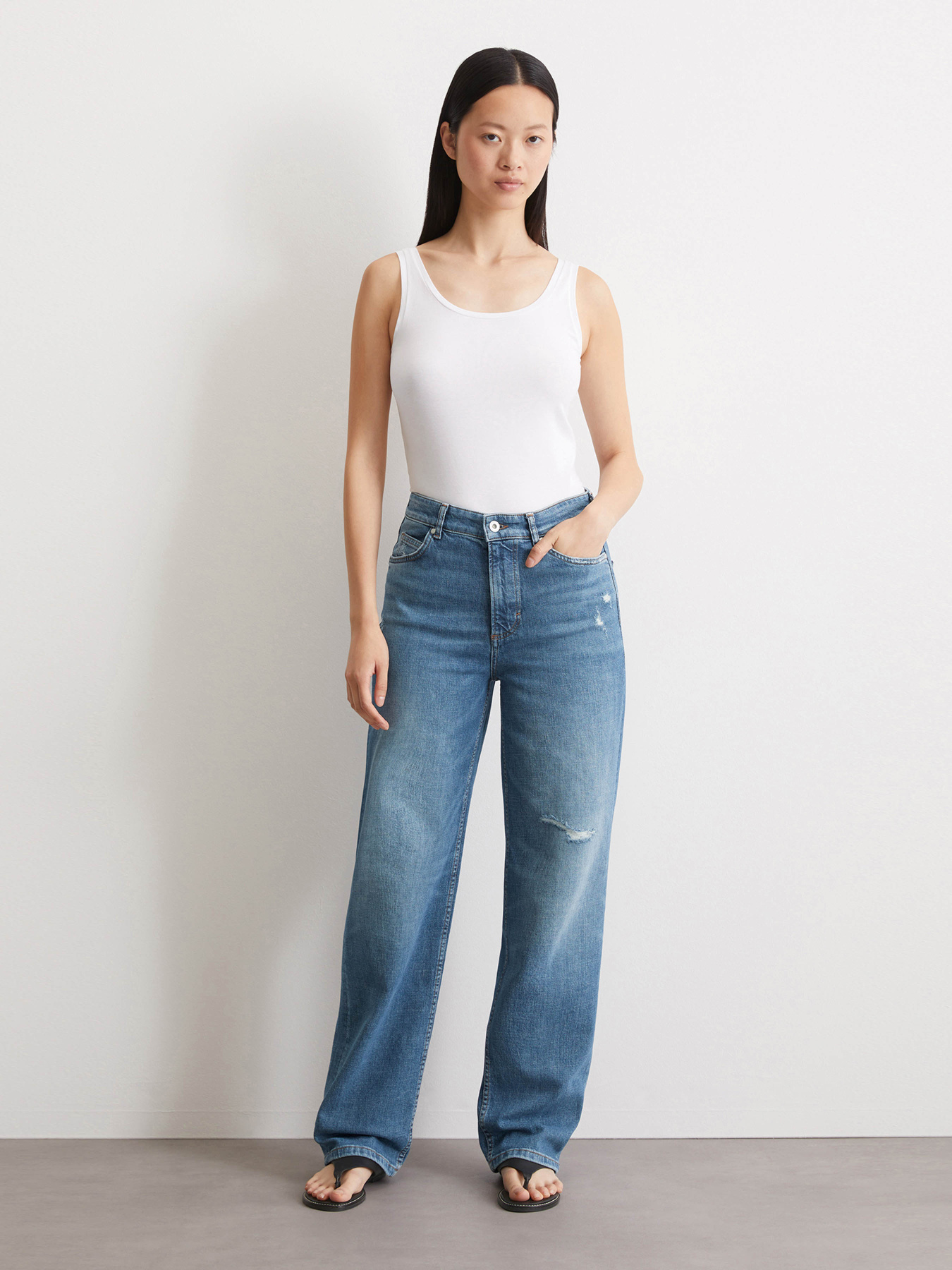 Прямые джинсы Marc O’Polo модель 406915612129-085 Фото