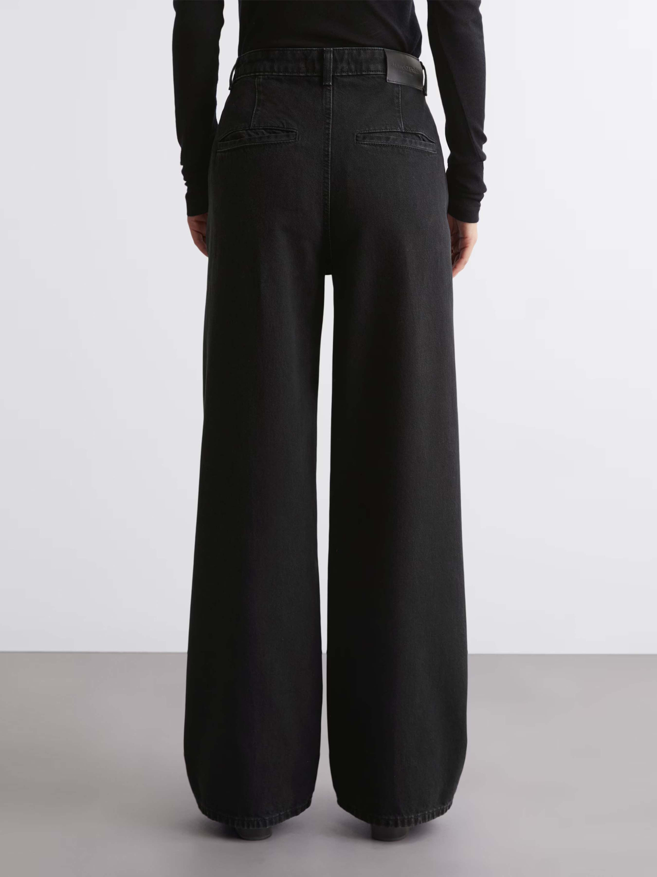 Широкі джинси Marc O’Polo модель 410910112223-009 Фото