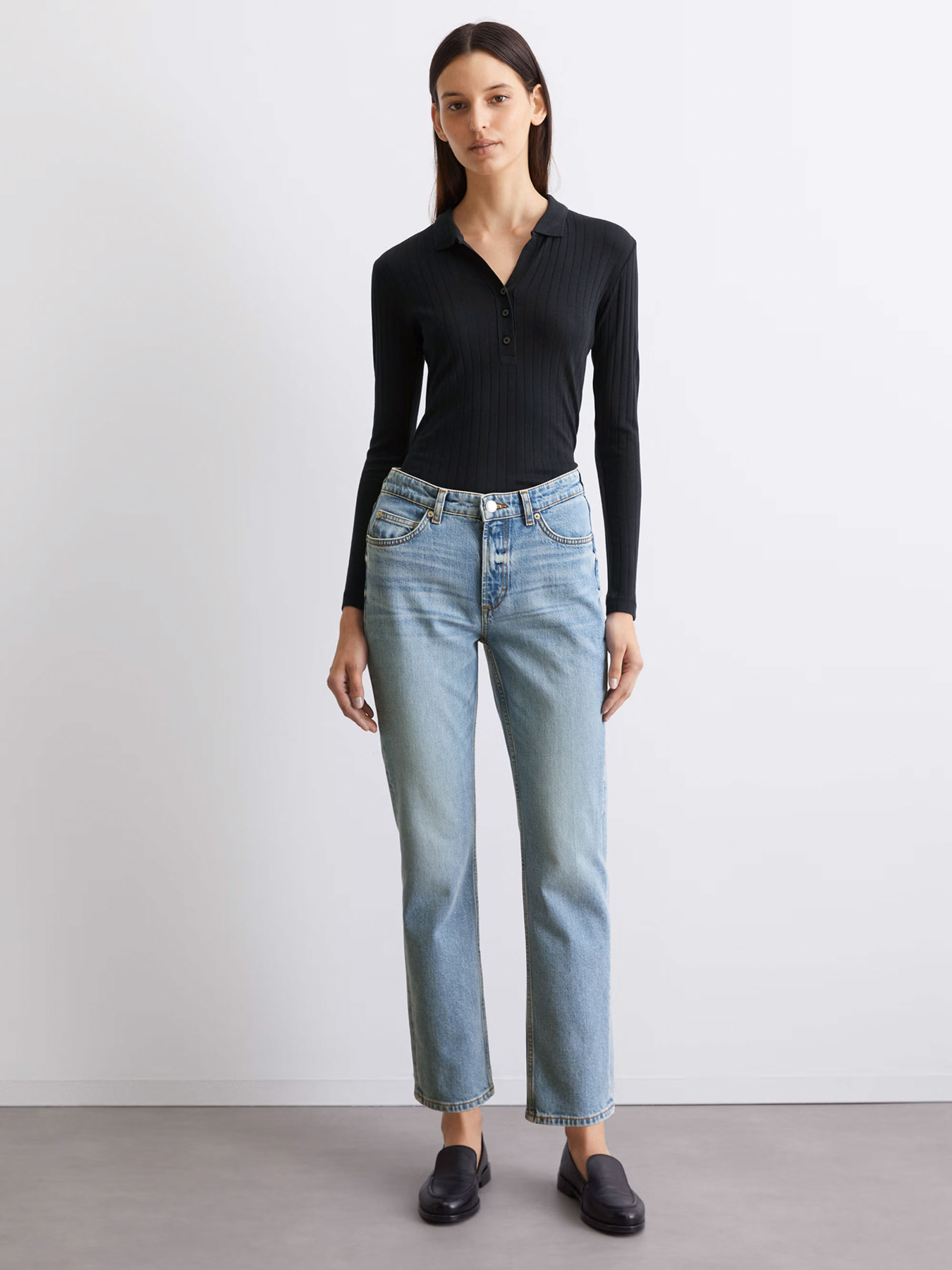 Прямые джинсы Marc O’Polo модель 500910212057-061 Прямые джинсы Marc O’Polo модель 500910212057-061 Фото