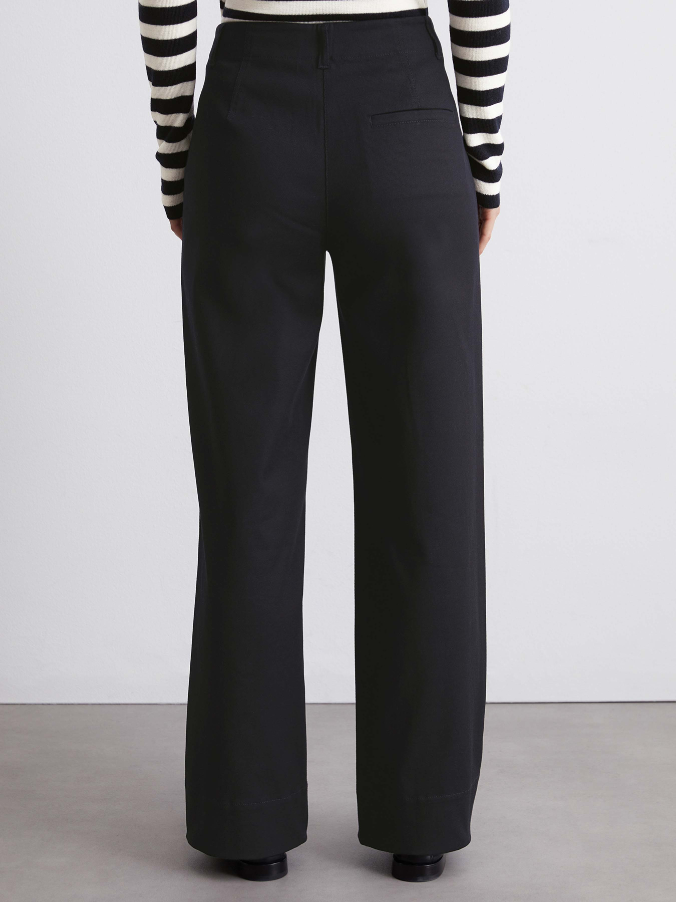 Классические штаны Marc O’Polo модель M00001910243-888 Классические штаны Marc O’Polo модель M00001910243-888 Фото