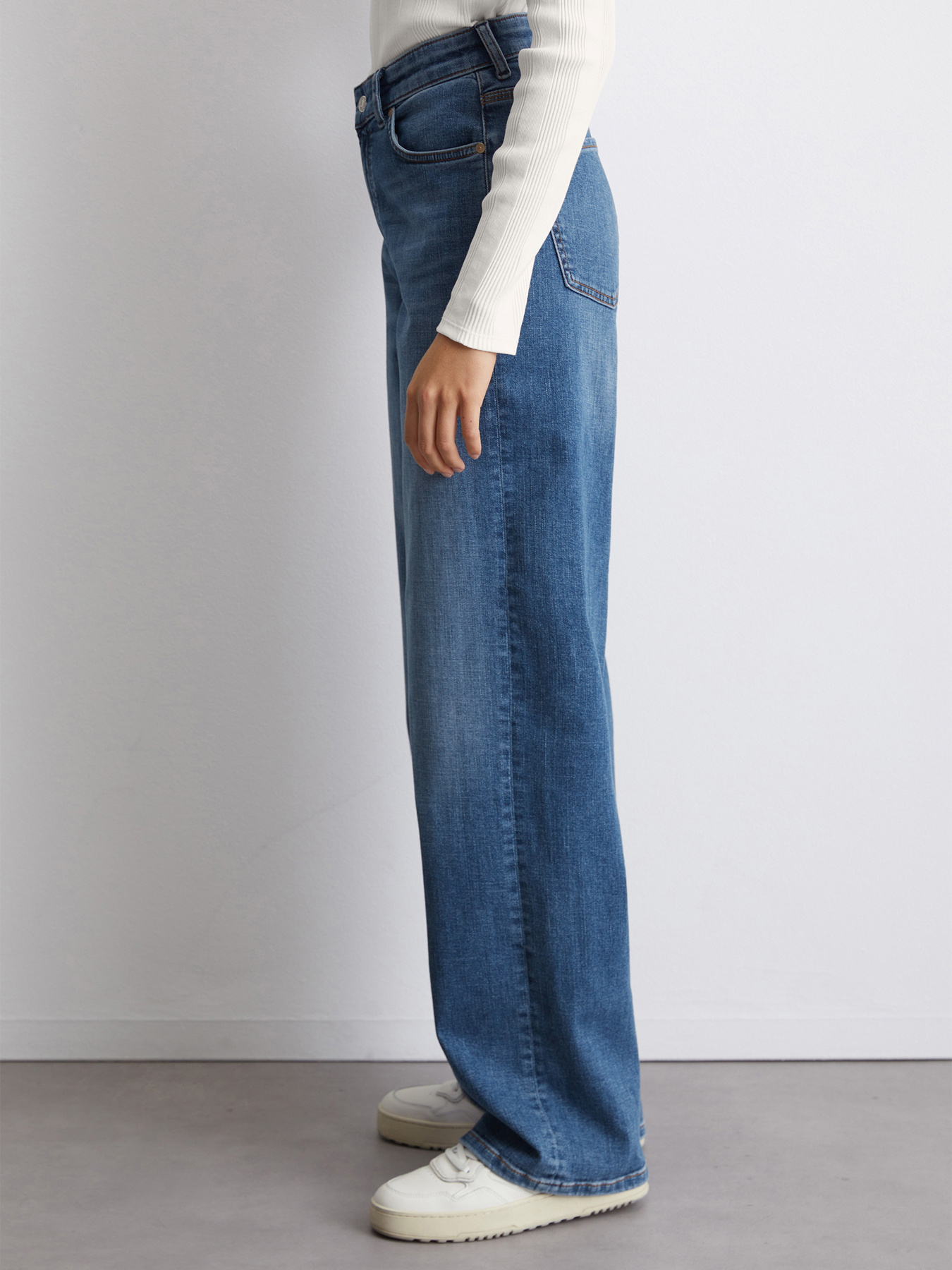 Широкие джинсы Marc O’Polo DENIM модель 5000005525-4947 Фото