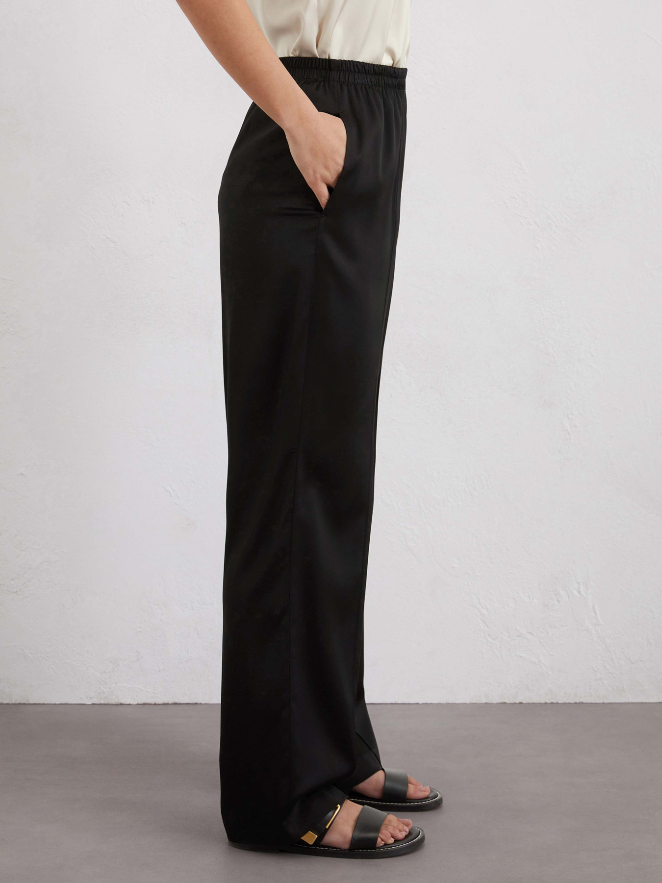 Повсякденні штани Marc O’Polo модель 503085410291-990 Фото