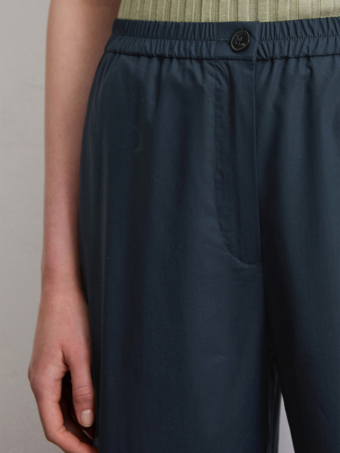 Брюки повседневные Marc O’Polo модель M06098010127-899 Фото