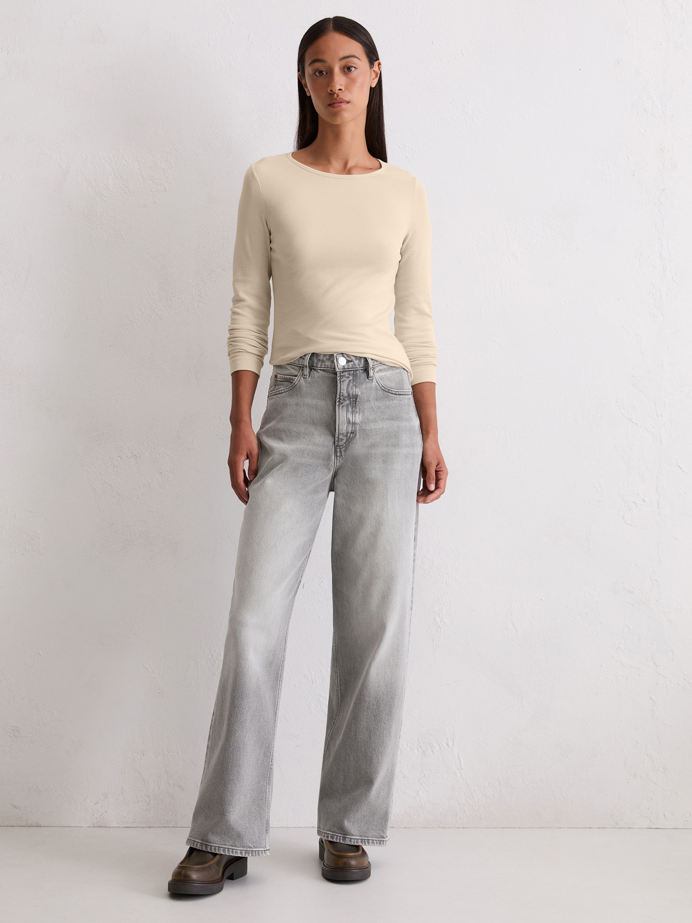 Широкие джинсы Marc O’Polo модель M09912912149-077 Широкие джинсы Marc O’Polo модель M09912912149-077 Фото