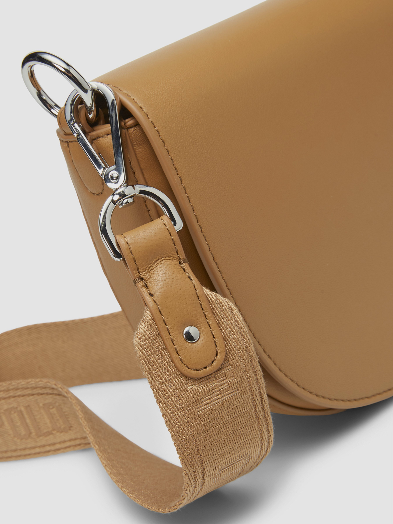 Крос-боді Marc O’Polo модель 10219680701108-747 Фото