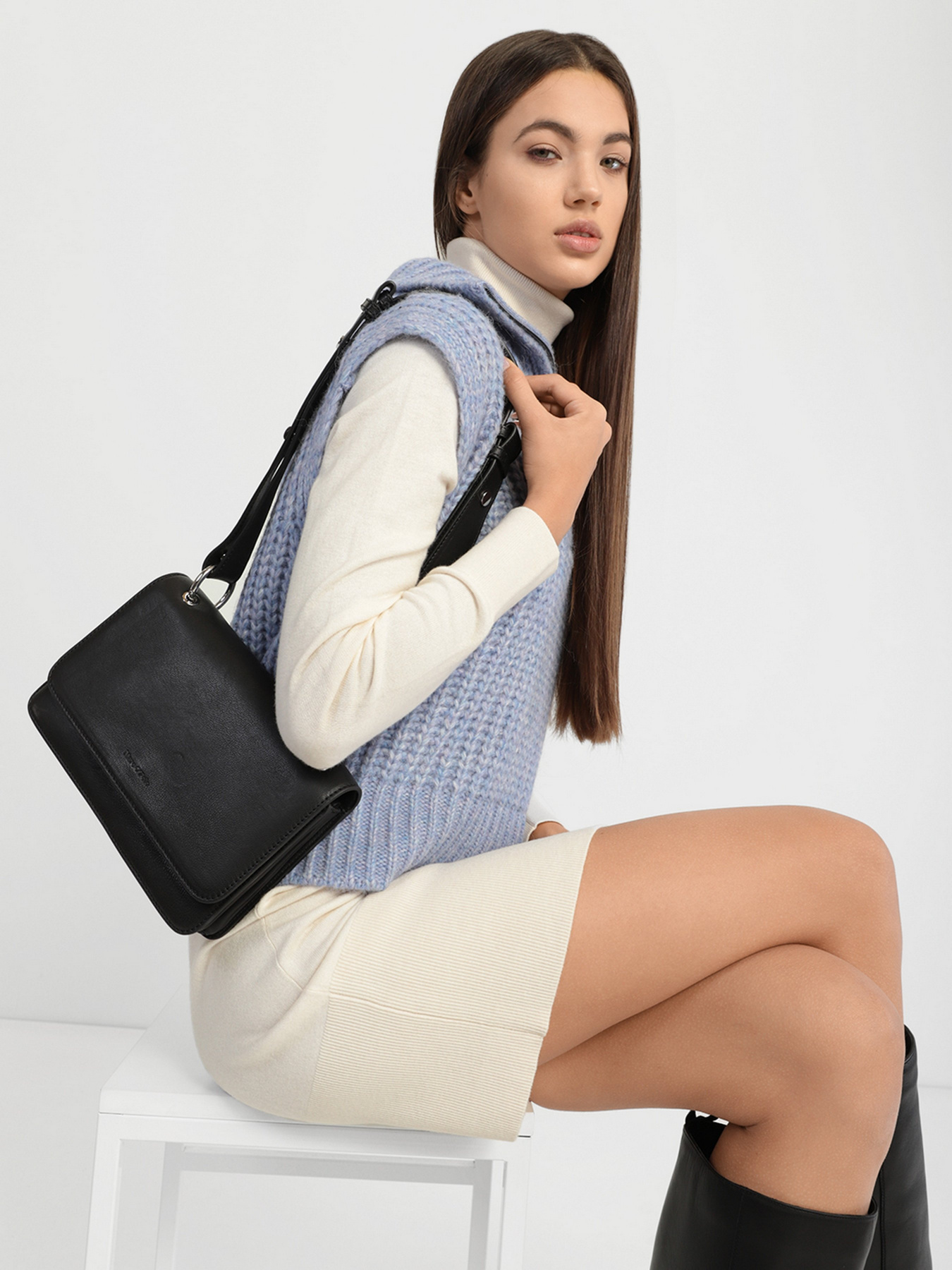 Кросс-боди Marc O’Polo модель 11019680702114-990 Фото