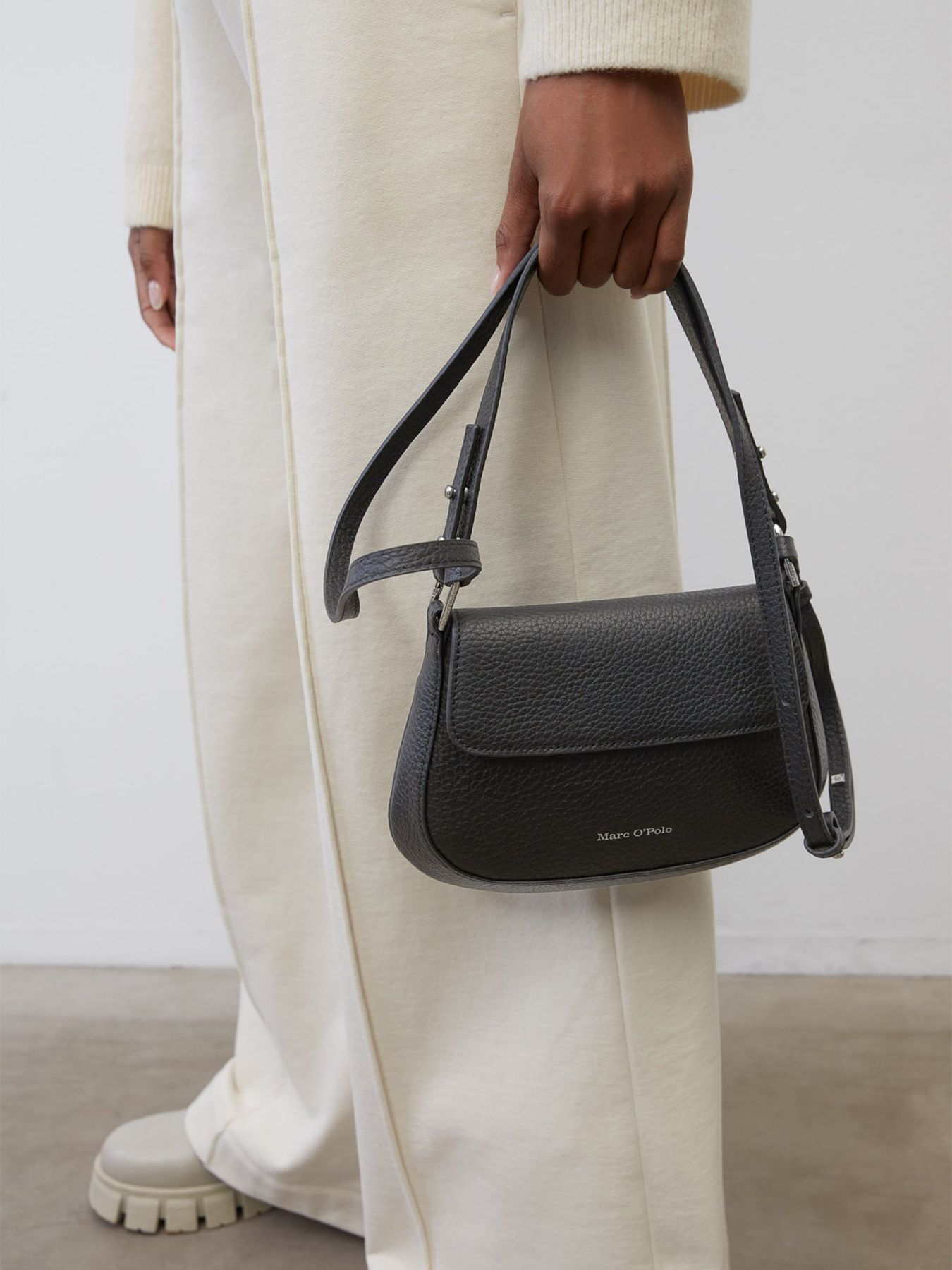 Кросс-боди Marc O’Polo модель 20819650701109-990 Фото