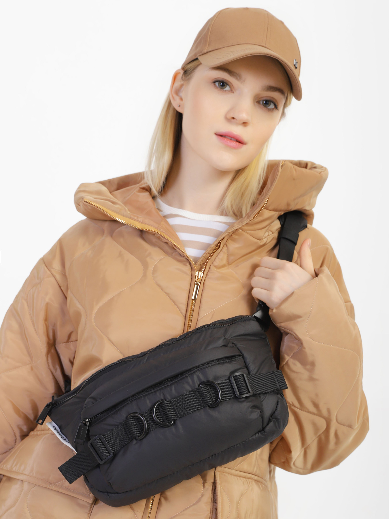 Поясная сумка Marc O’Polo модель 20911868301621-984 Фото