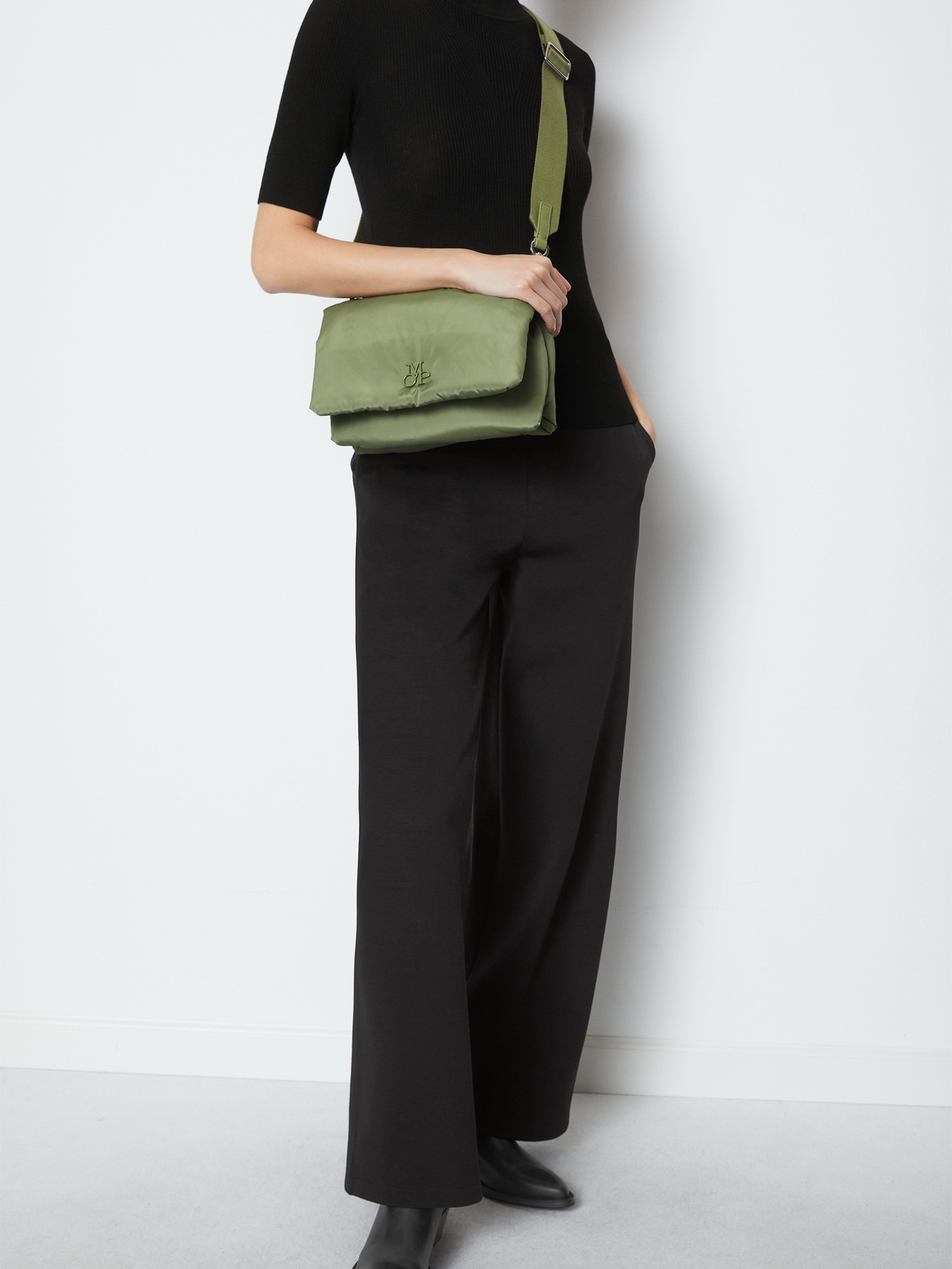 Крос-боді Marc O’Polo модель 40119930701622-408 Фото