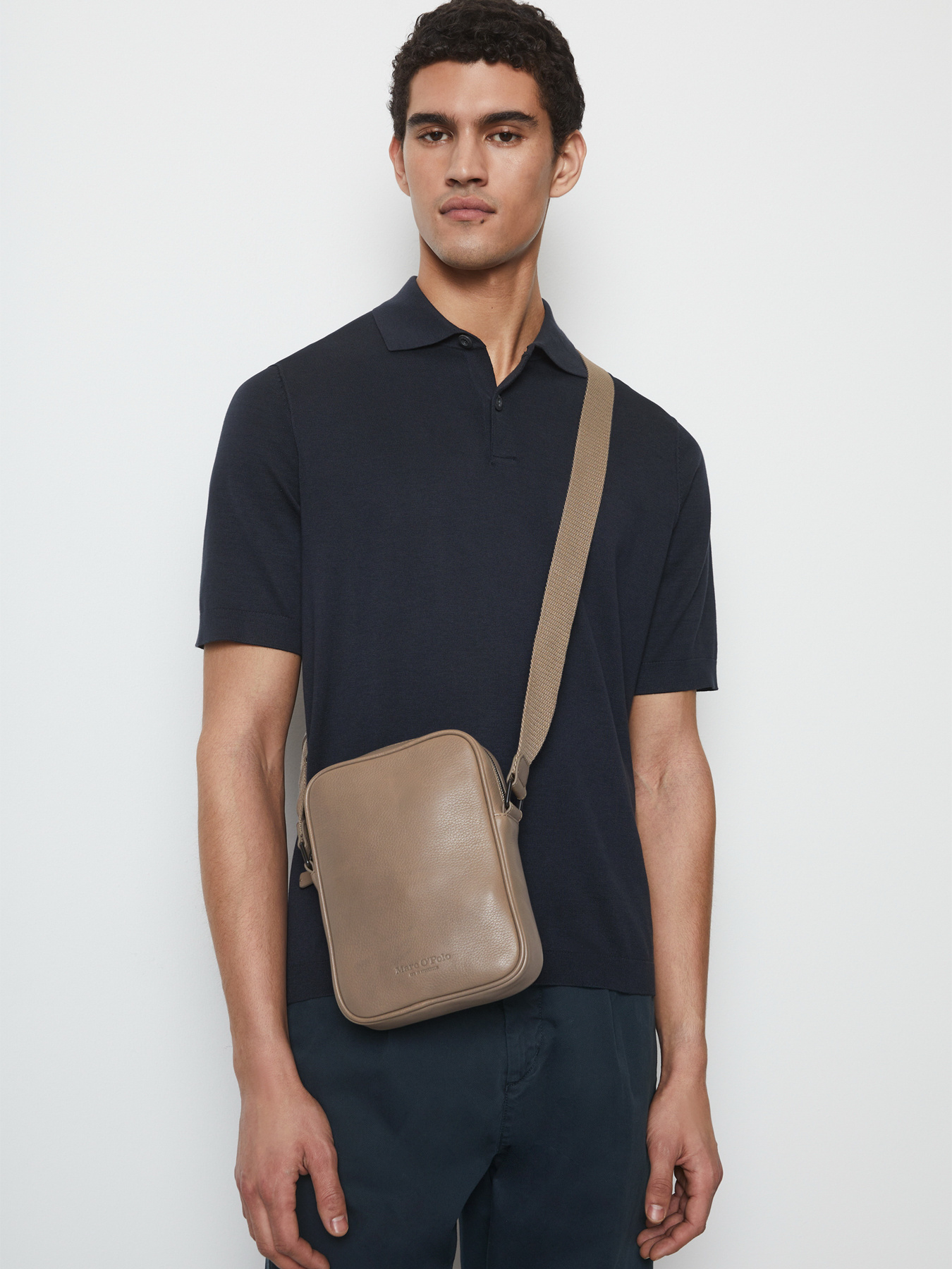 Кросс-боди Marc O’Polo модель 40221850801106-700 Фото