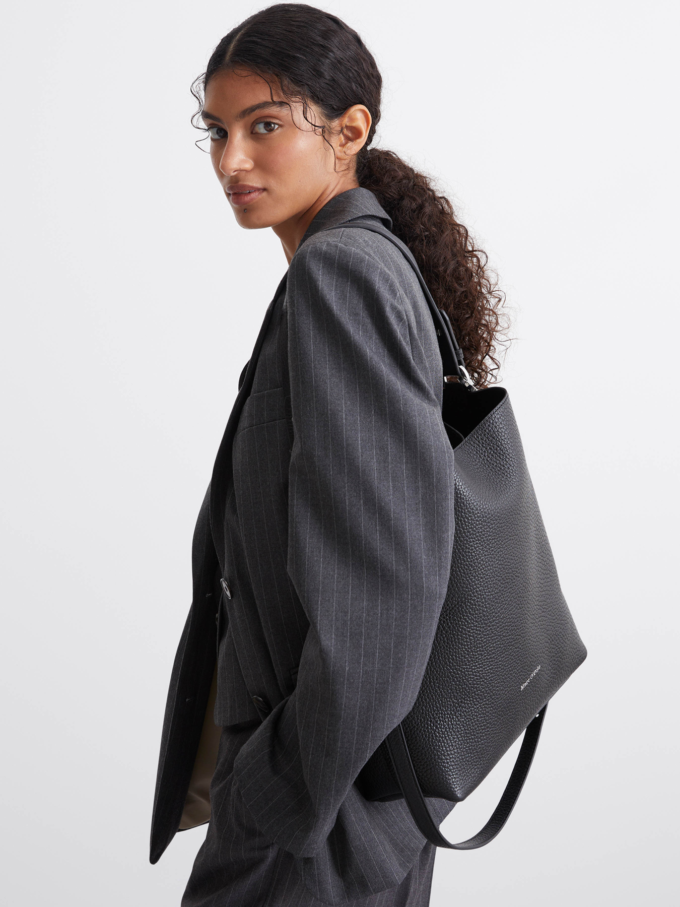 Хобо Marc O’Polo модель 40819651101109-990 Фото