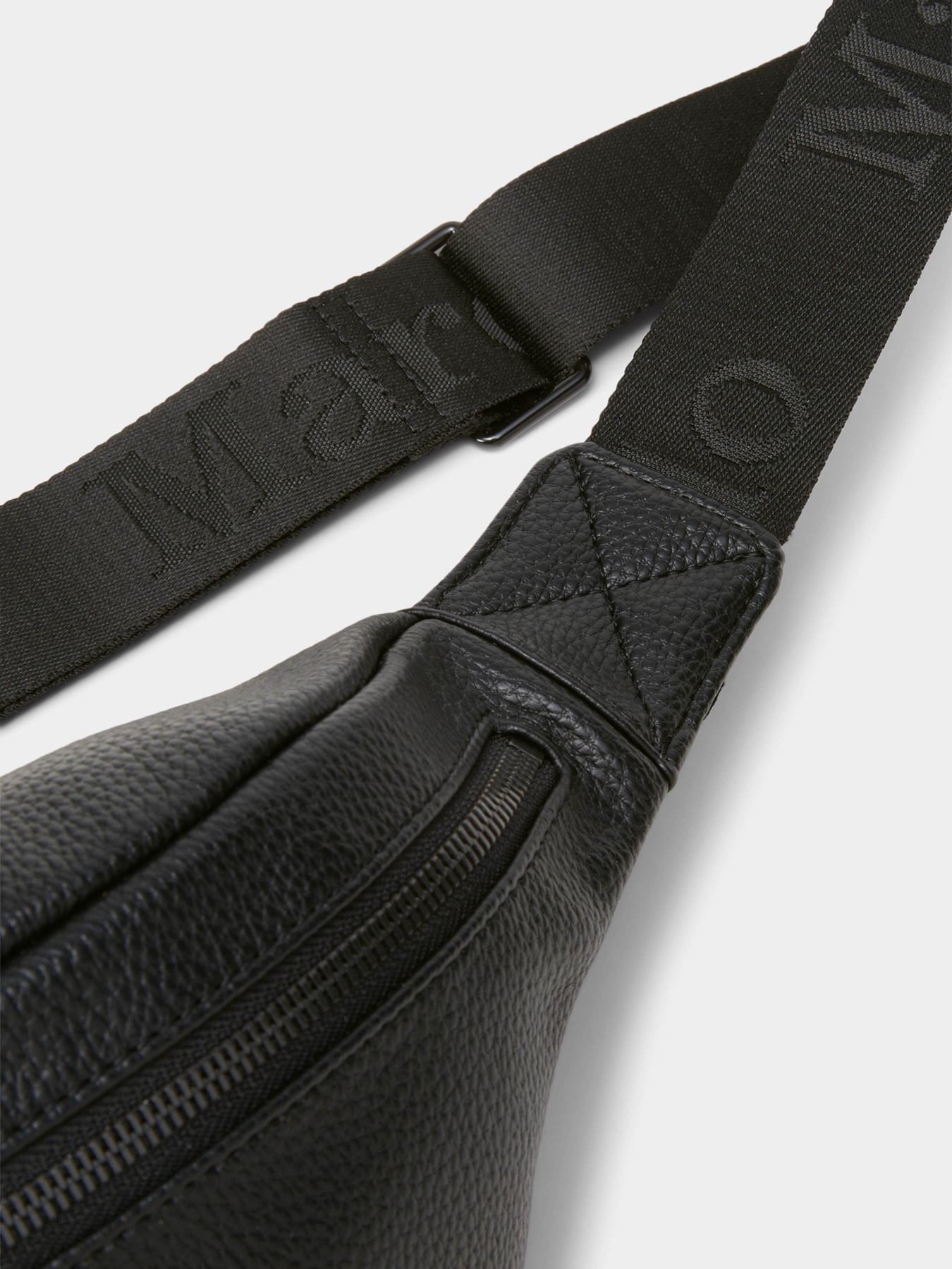 Поясна сумка Marc O’Polo модель 40922101801640-990 Фото