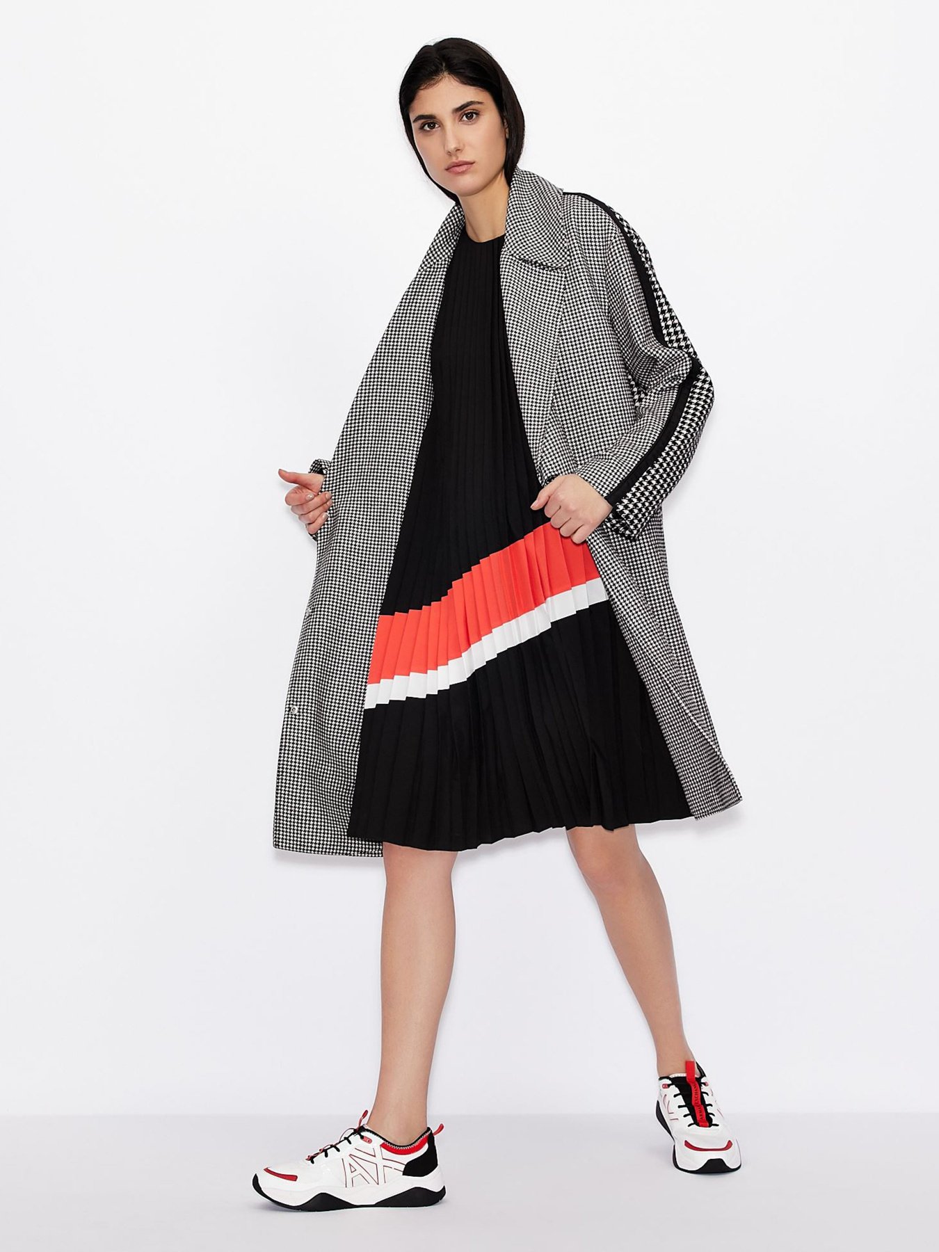 Платье миди Armani Exchange модель 3KYA06-YNH3Z-1200 Фото