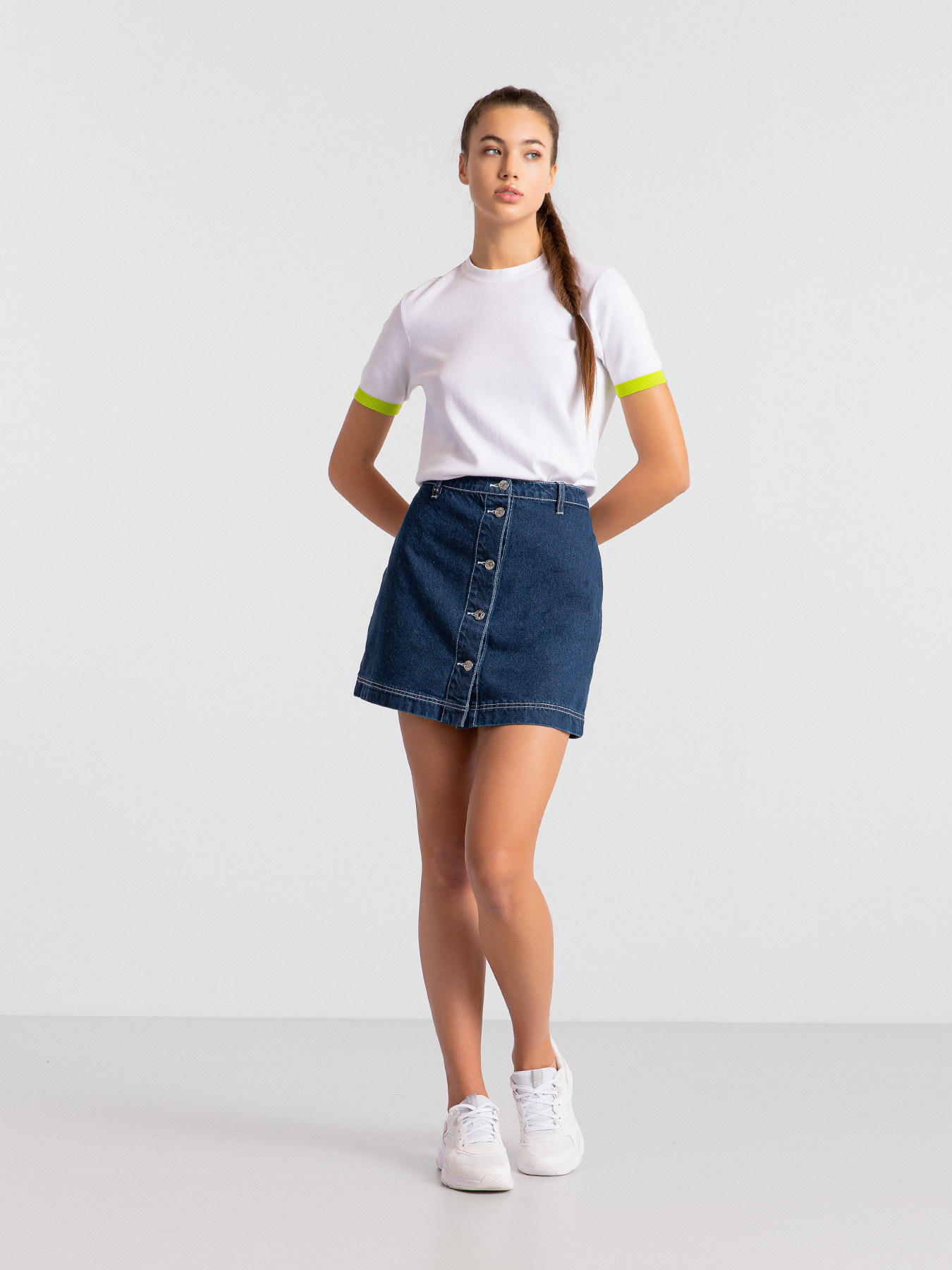 Спідниці Armani Exchange модель 3KYN23-Y1ZEZ-1500 Фото