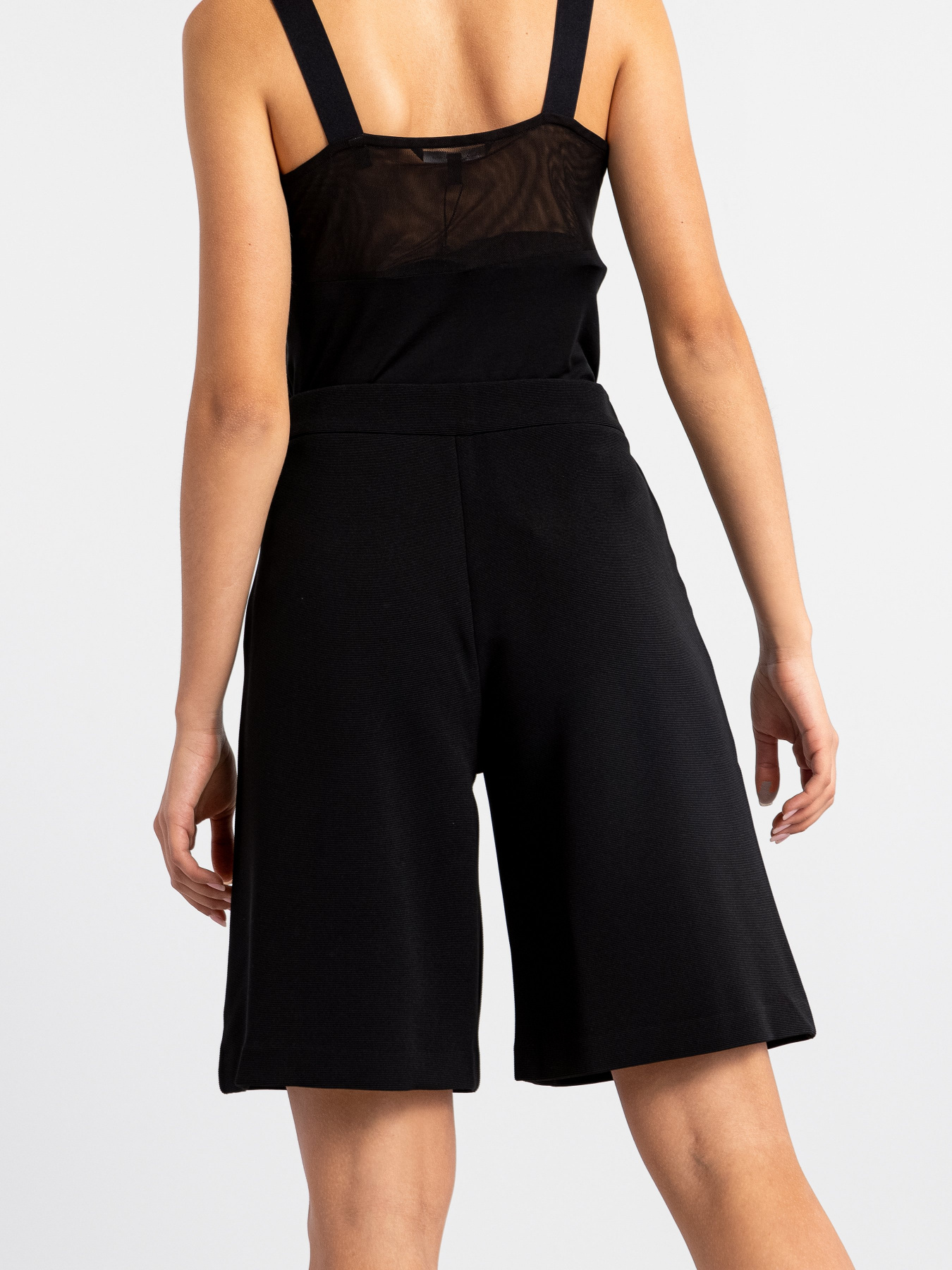 Шорти Armani Exchange модель 3KYS80-YJ83Z-1200 Шорти Armani Exchange модель 3KYS80-YJ83Z-1200 Фото