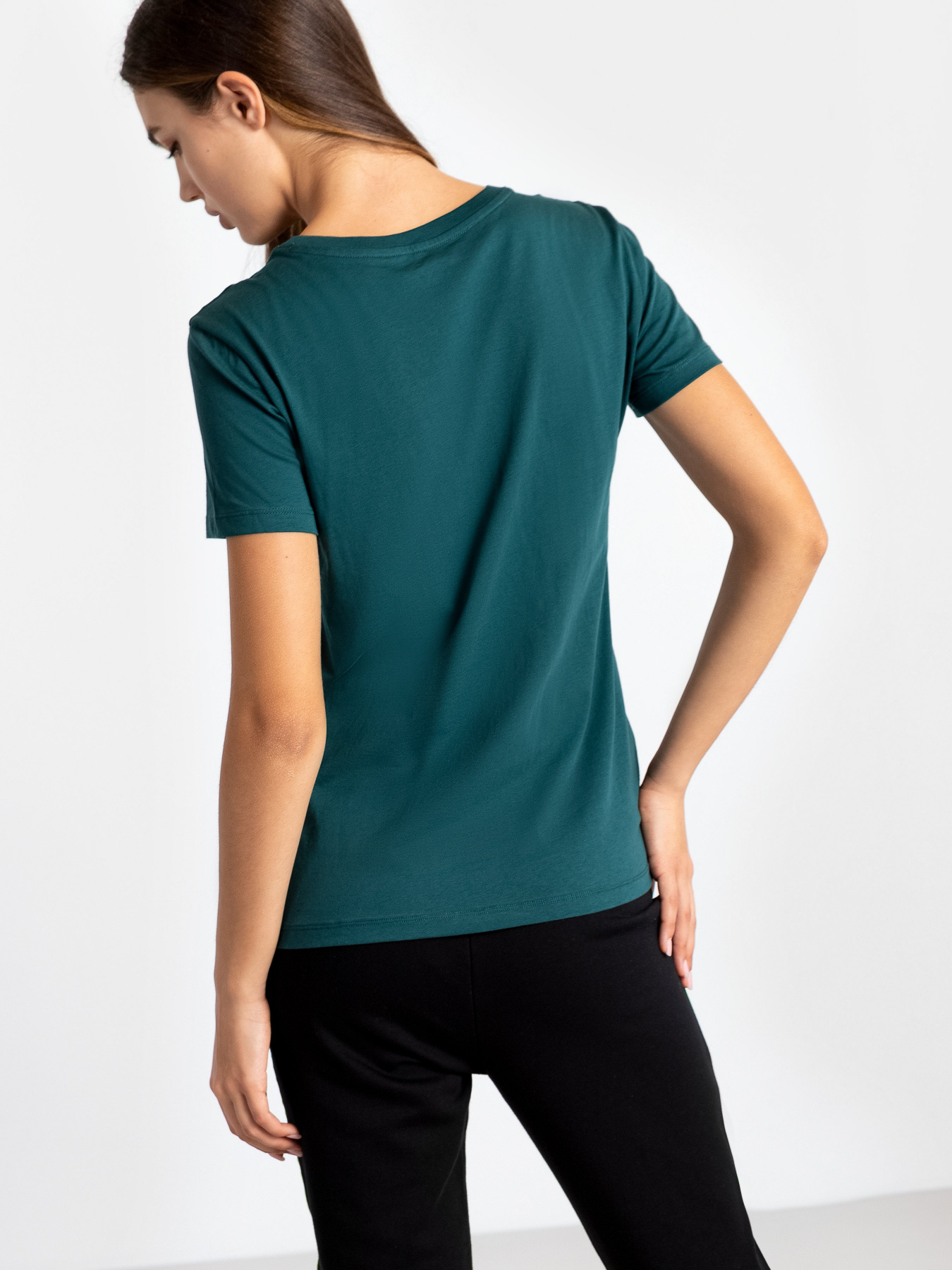 Футболка Armani Exchange модель 3KYTHM-YJ3CZ-1813 Фото