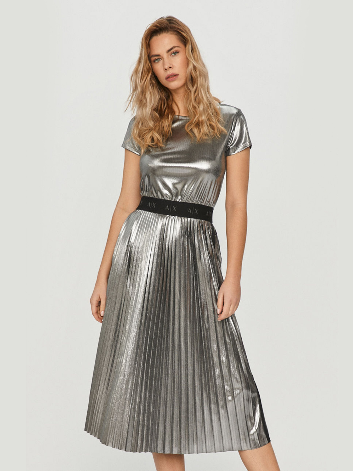 Сукні Armani Exchange модель 3KYA70-YJ4HZ-5962 Фото