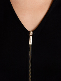 Платье мини Armani Exchange модель 3KYA75-YJX8Z-1200 Фото