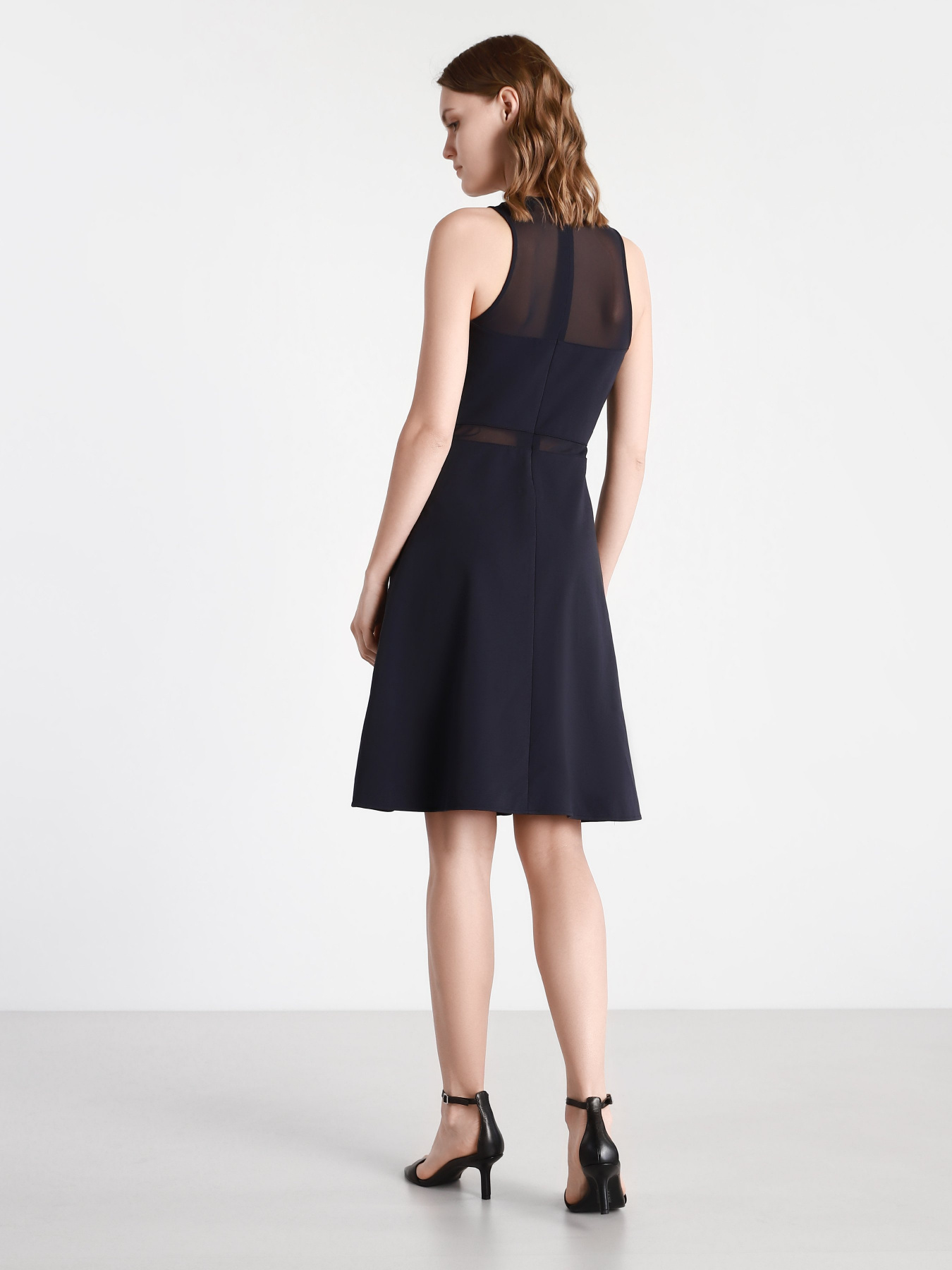 Платье миди Armani Exchange модель 3KYA81-YJ33Z-1593 Фото