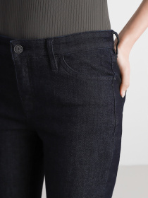 Прямые джинсы Armani Exchange Cigarette модель 8NYJ45-Y2RBZ-1500 Фото