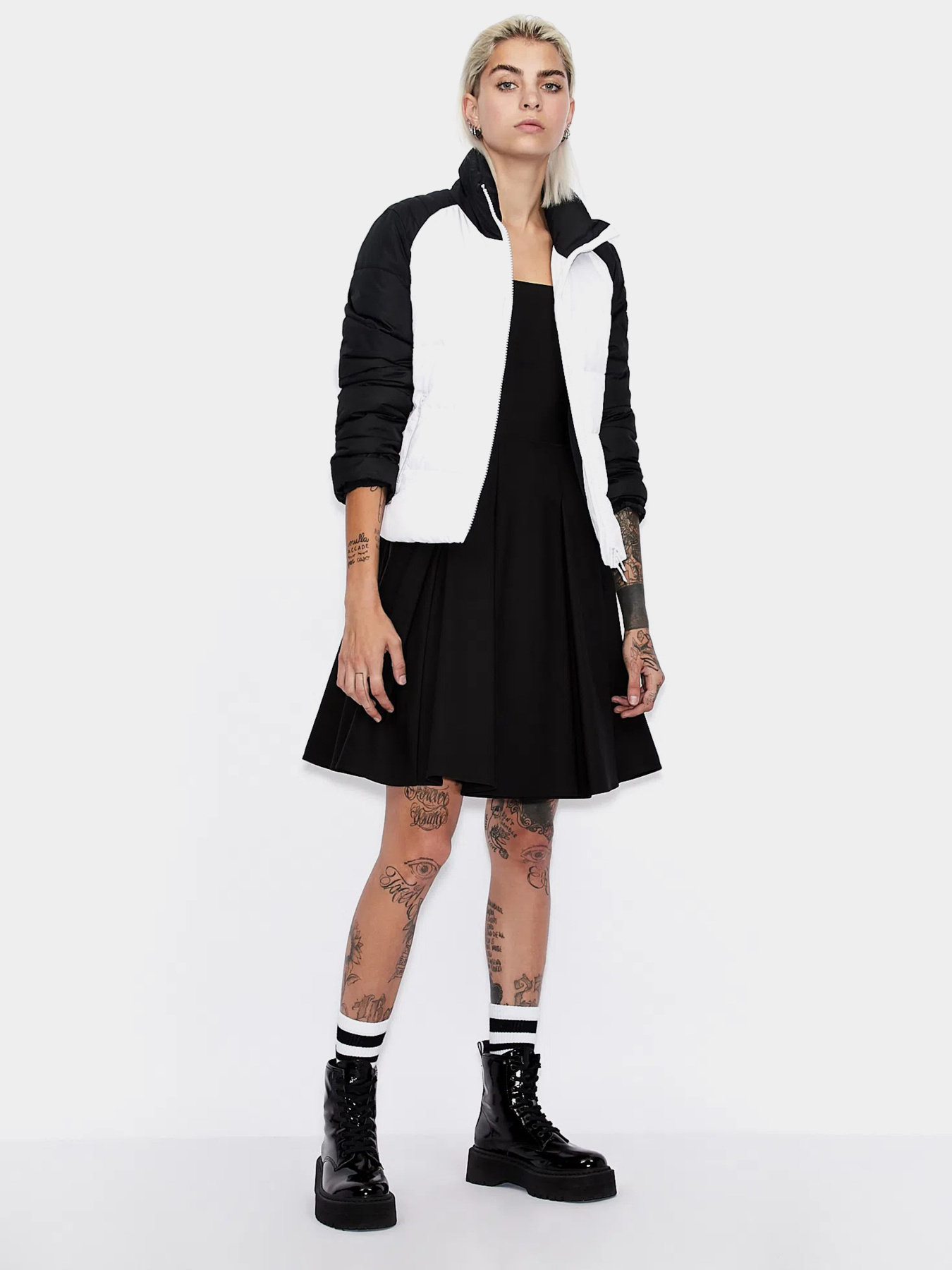 Сукня міді Armani Exchange модель 6HYA43-YNMUZ-1200 Фото