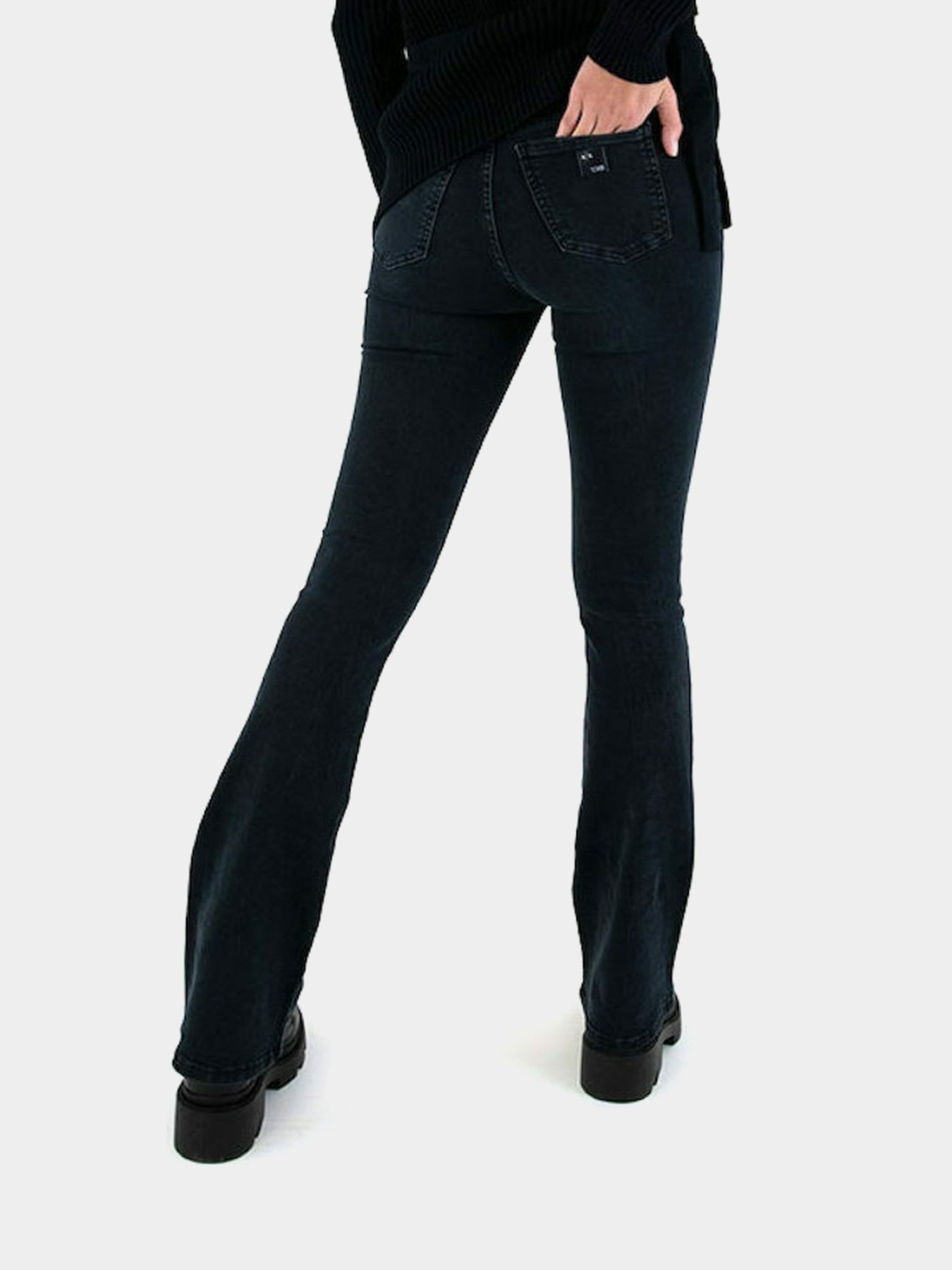 Джинсы Armani Exchange модель 6HYJ65-Y2QTZ-1500 Фото