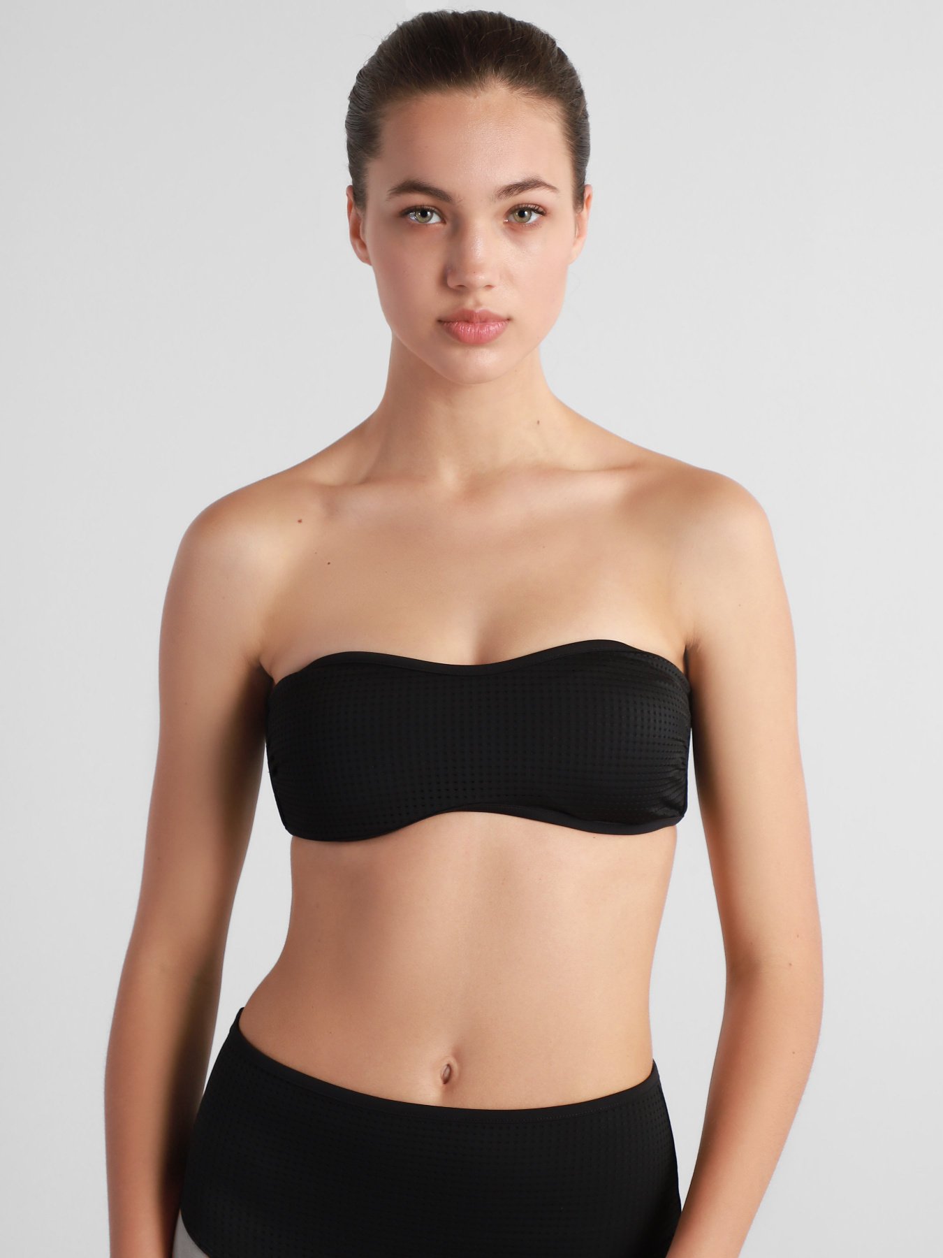 Верх купальника Armani Exchange модель 943016-1P503-00020 Верх купальника Armani Exchange модель 943016-1P503-00020 Фото