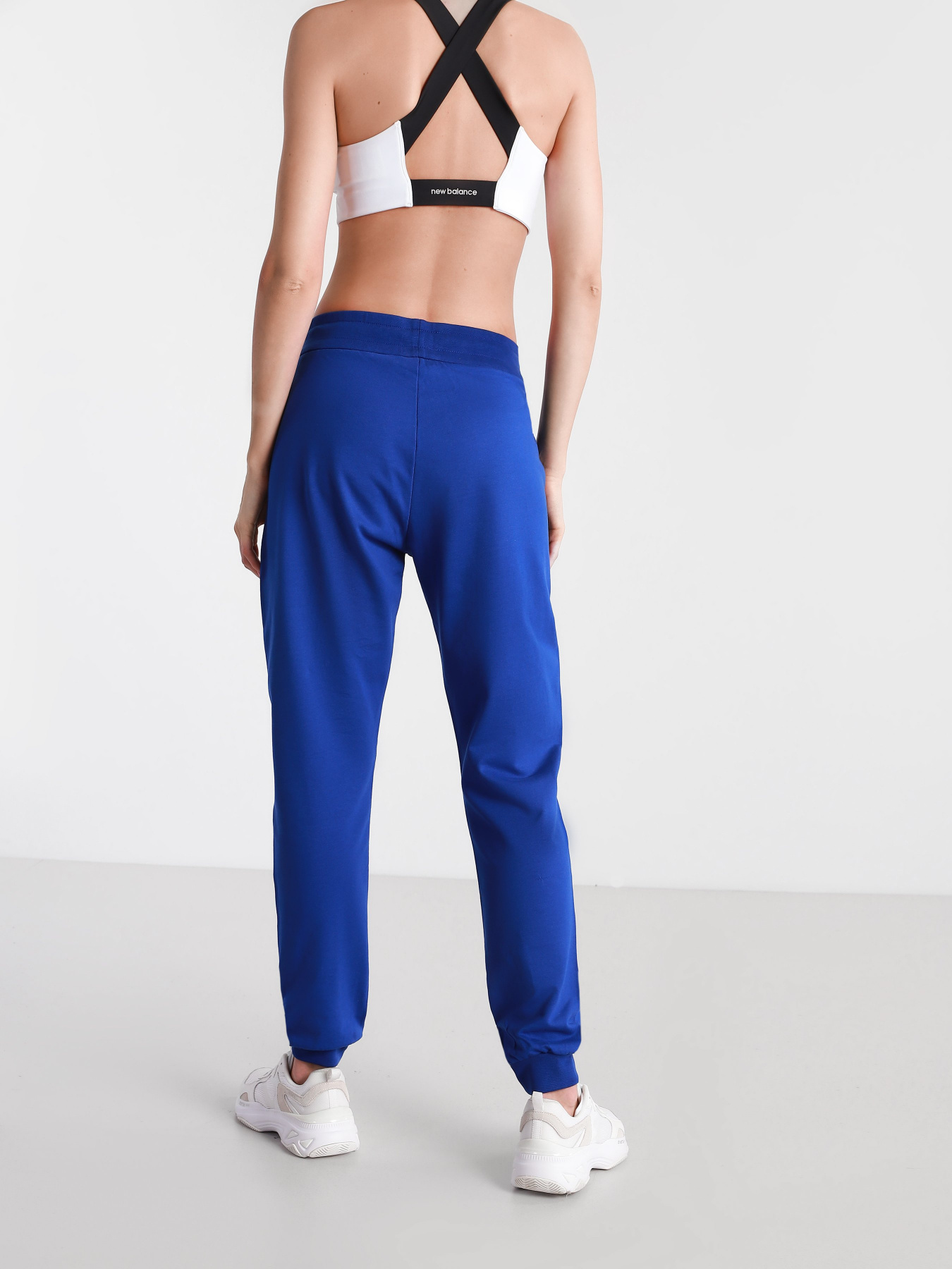 Штаны спортивные Armani Exchange модель 3KYP79-YJ9QZ-15AE Фото