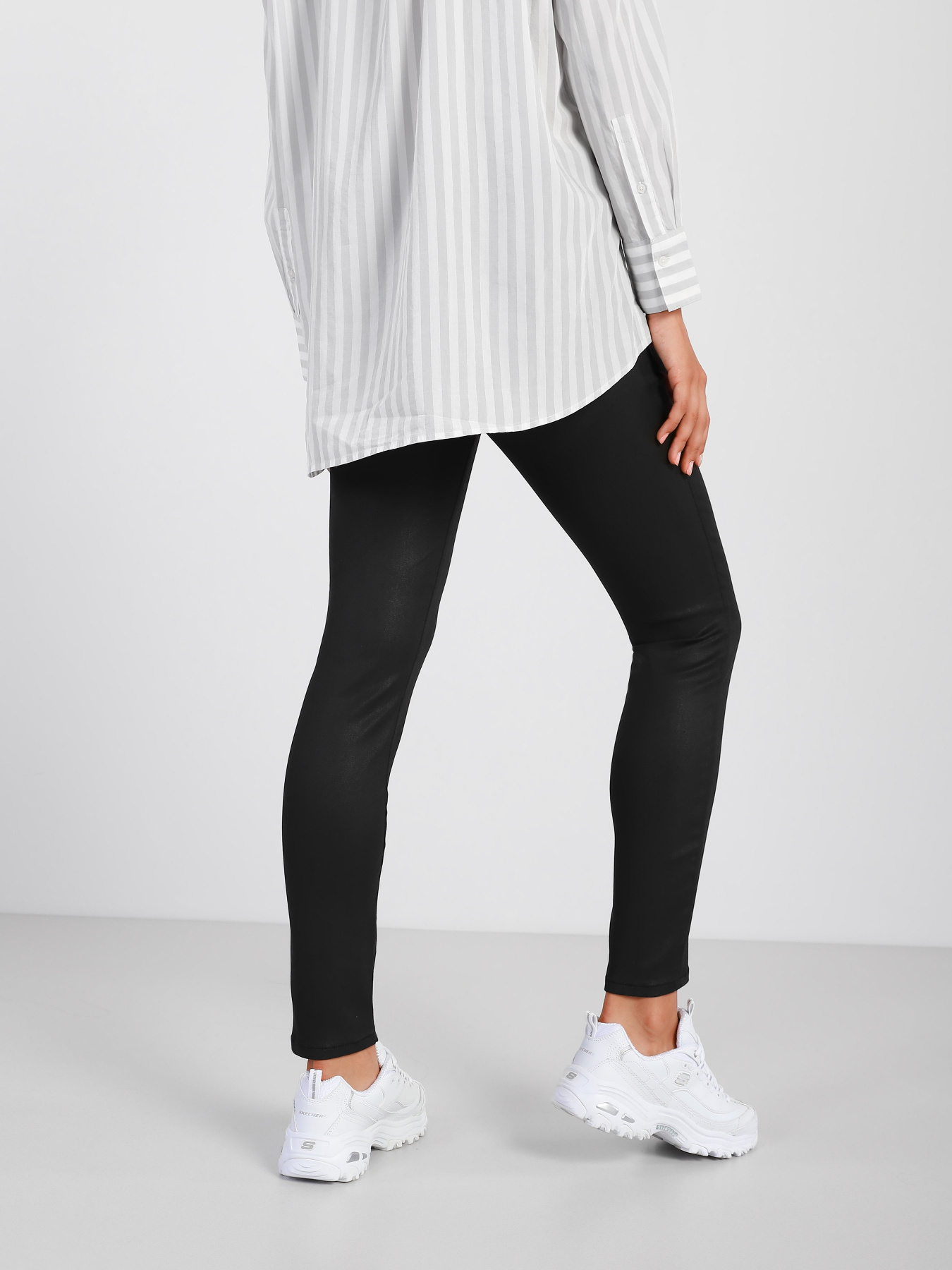 Скинни джинсы Armani Exchange Skinny модель 6KYJ10-Y1ENZ-0204 Фото