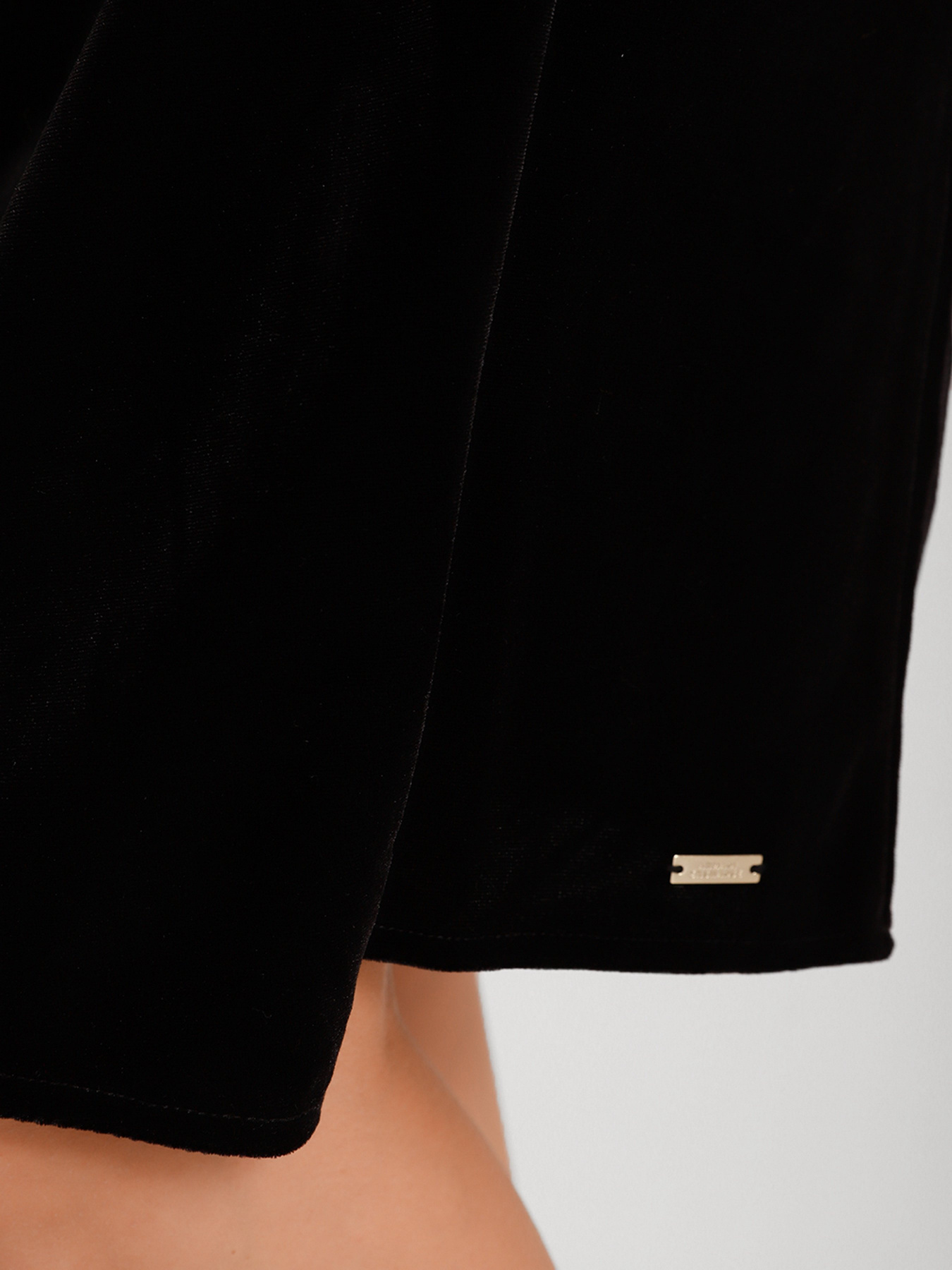 Сукня міді Armani Exchange модель 6KYAAR-YJ57Z-1200 Фото