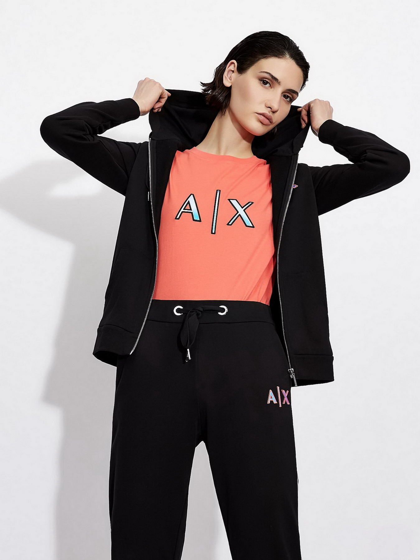 Футболка Armani Exchange модель 6KYTGF-YJG3Z-1675 Фото