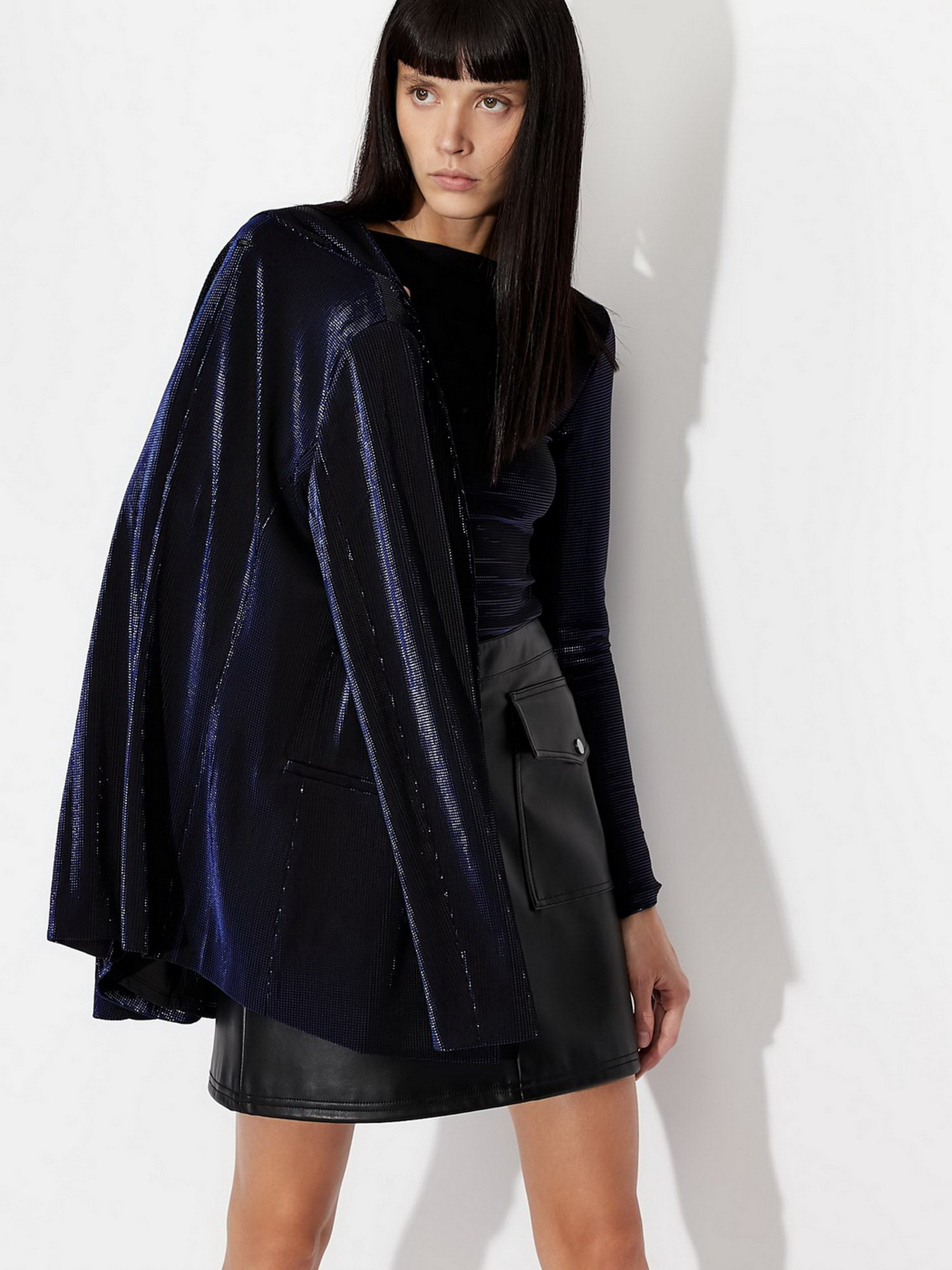 Юбка мини Armani Exchange модель 6KYN38-YN5BZ-1200 Фото