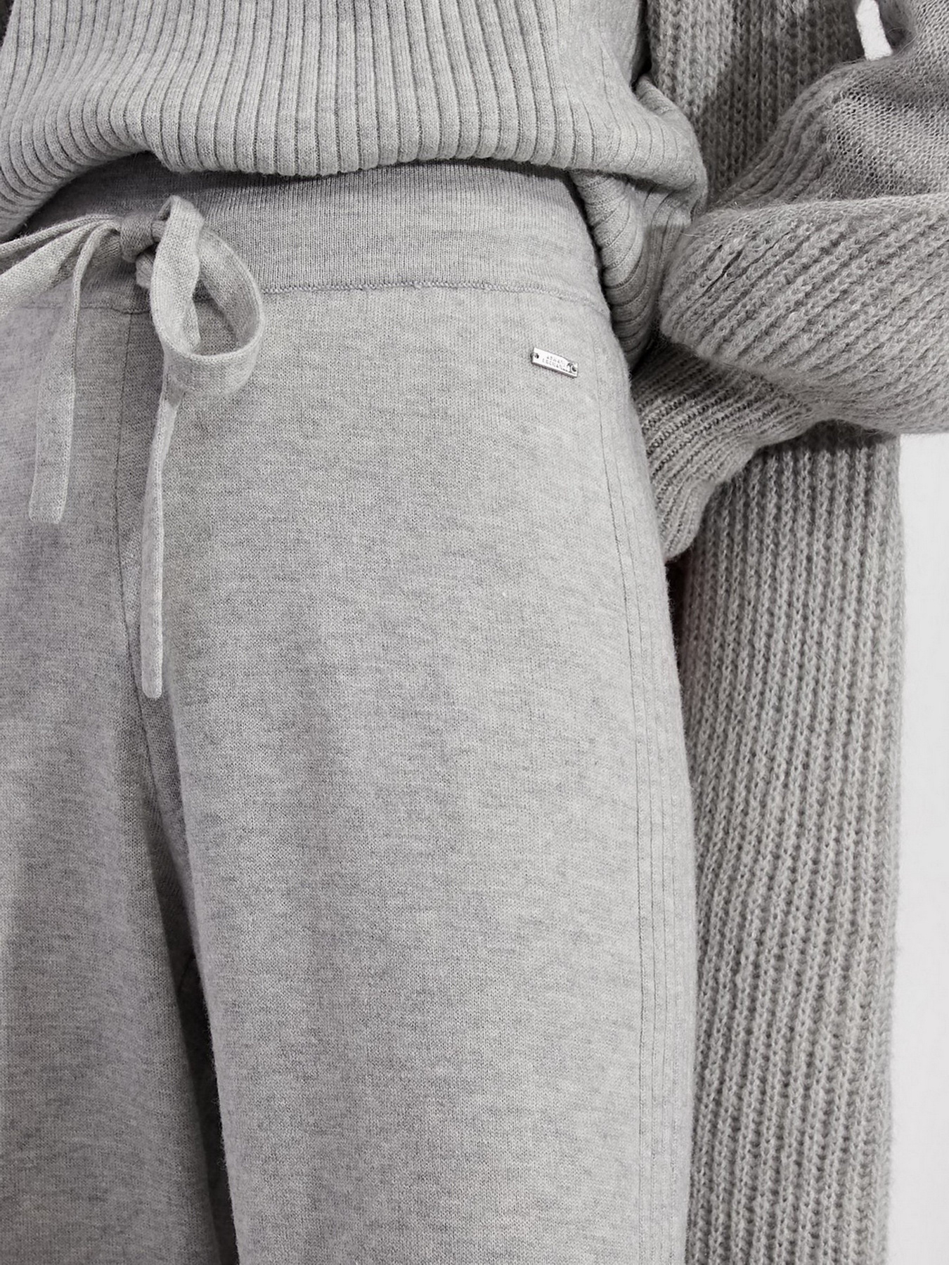 Штани спортивні Armani Exchange модель 6KYP2A-YMT8Z-3911 Фото